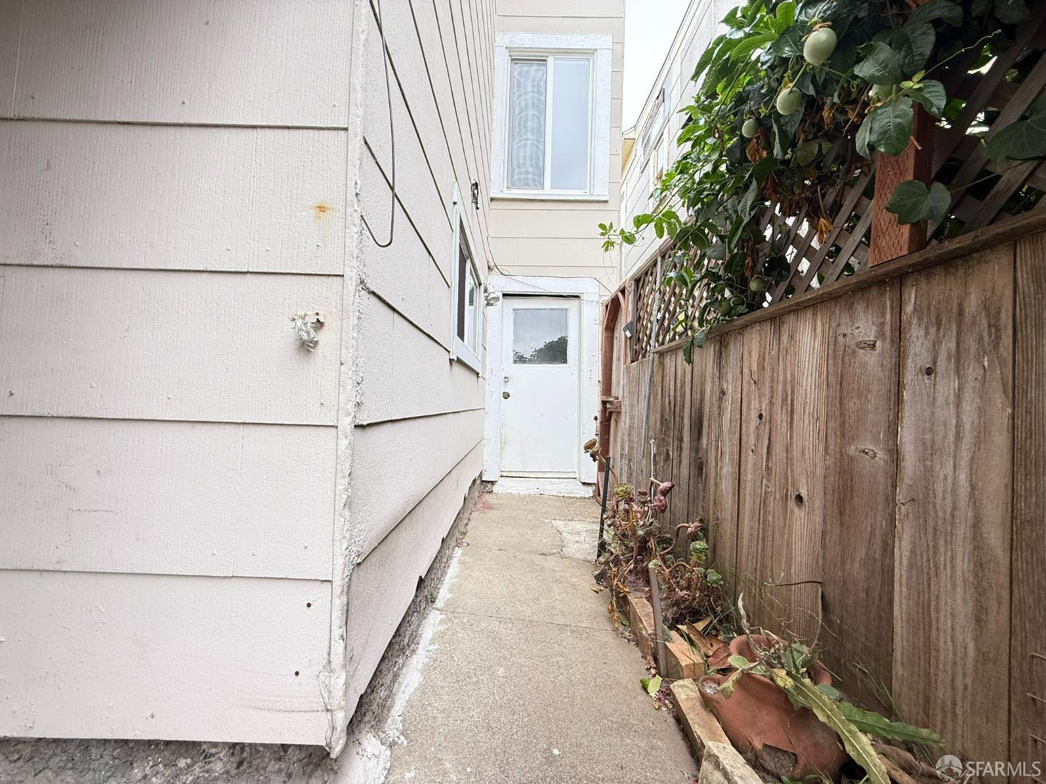 San Francisco, California, 94134, United States, 2 Bedrooms Bedrooms, ,1 BathroomBathrooms,Residential,For Sale,1935343