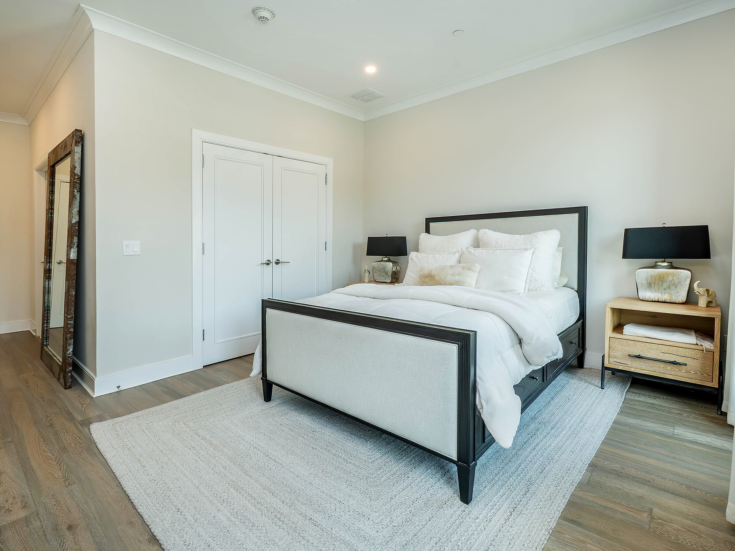  100 Garvies Point Road, Glen Cove, NY, 11542 - 物件實景