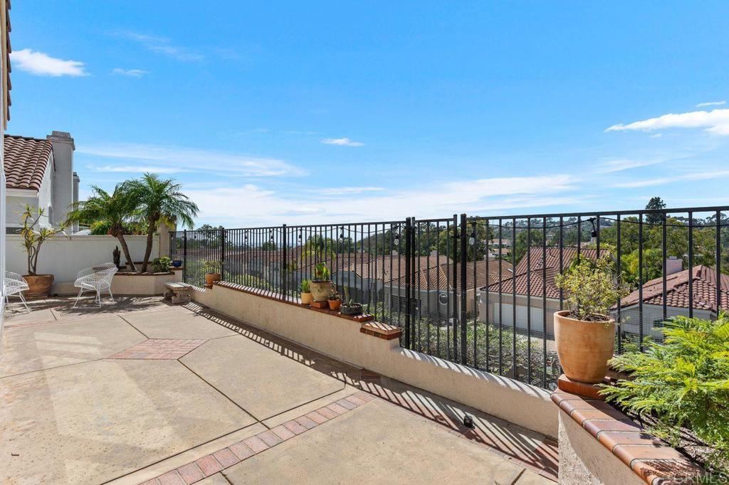 San Marcos, California, 92078, United States, 2 Bedrooms Bedrooms, ,2 BathroomsBathrooms,Residential,For Sale,1865602