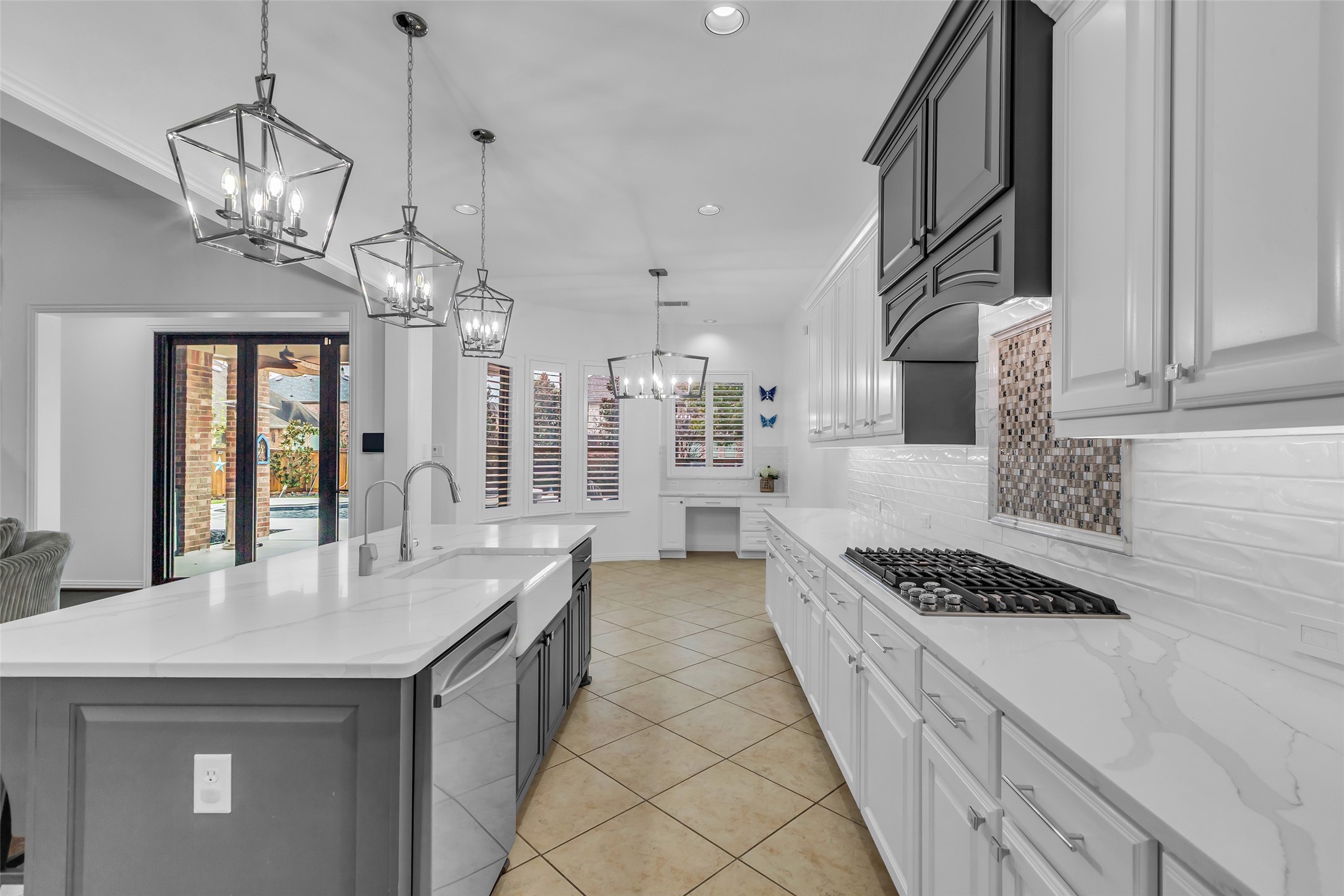 The Woodlands, Texas, 77354, United States, 6 Bedrooms Bedrooms, ,7 BathroomsBathrooms,Residential,For Sale,2001966