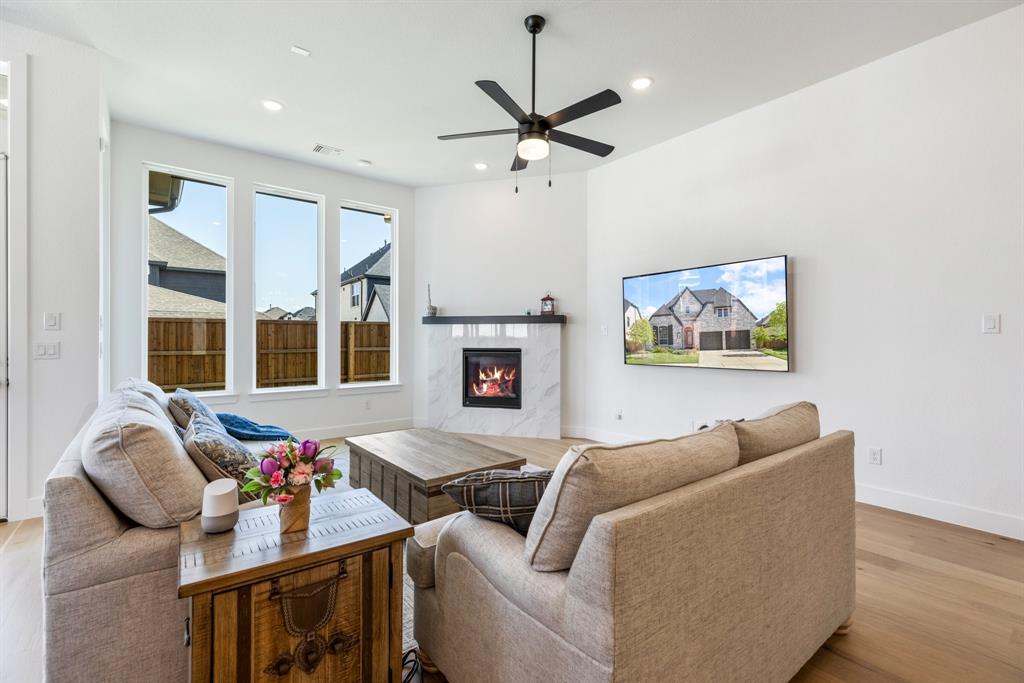 Prosper, Texas, 75078, United States, 4 Bedrooms Bedrooms, ,3 BathroomsBathrooms,Residential,For Sale,1875864