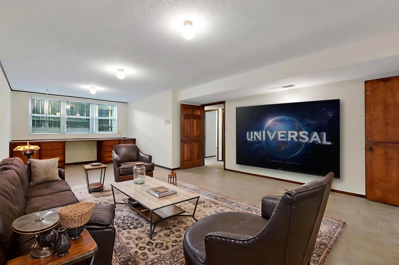Albuquerque, New Mexico, 87123, United States, 4 Bedrooms Bedrooms, ,4 BathroomsBathrooms,Residential,For Sale,1876196
