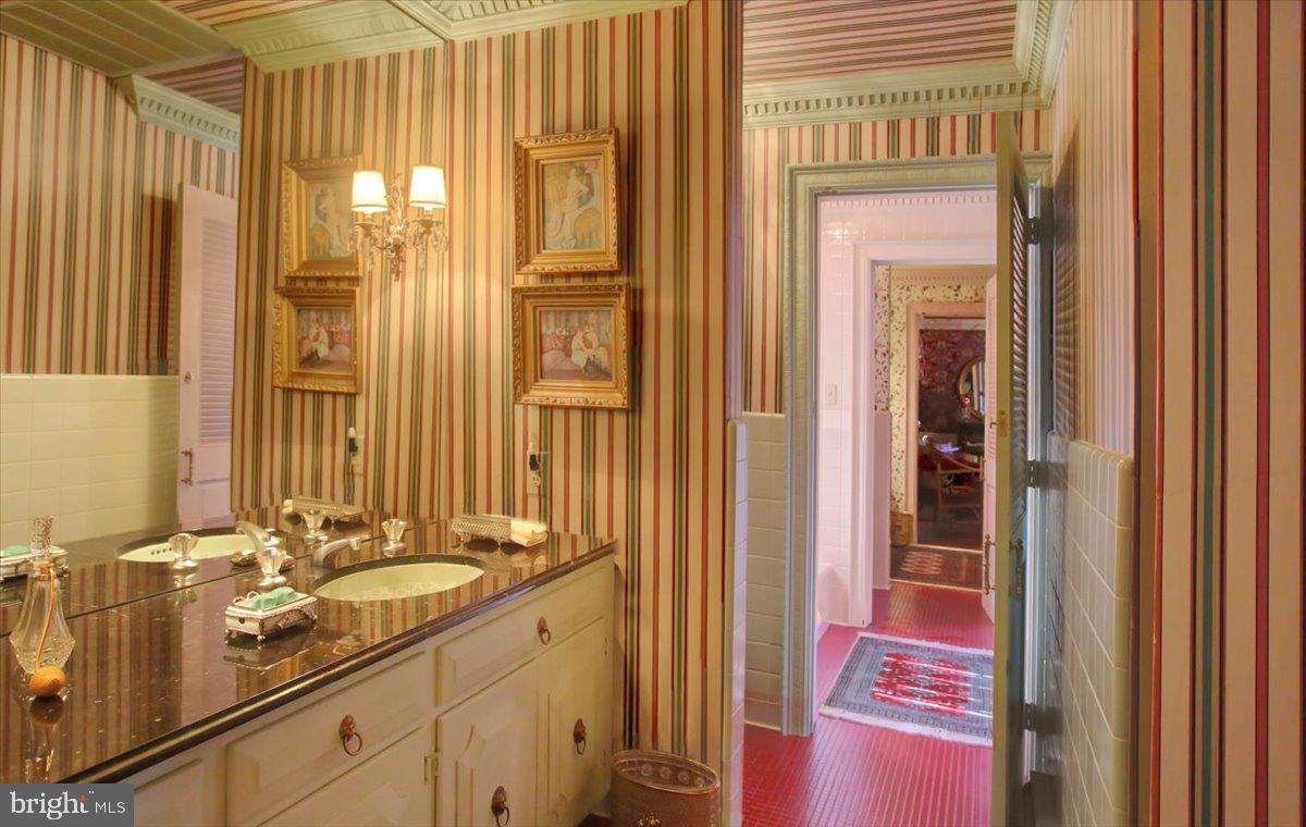 Waynesboro, Pennsylvania, 17268, United States, 4 Bedrooms Bedrooms, ,4 BathroomsBathrooms,Residential,For Sale,1731407
