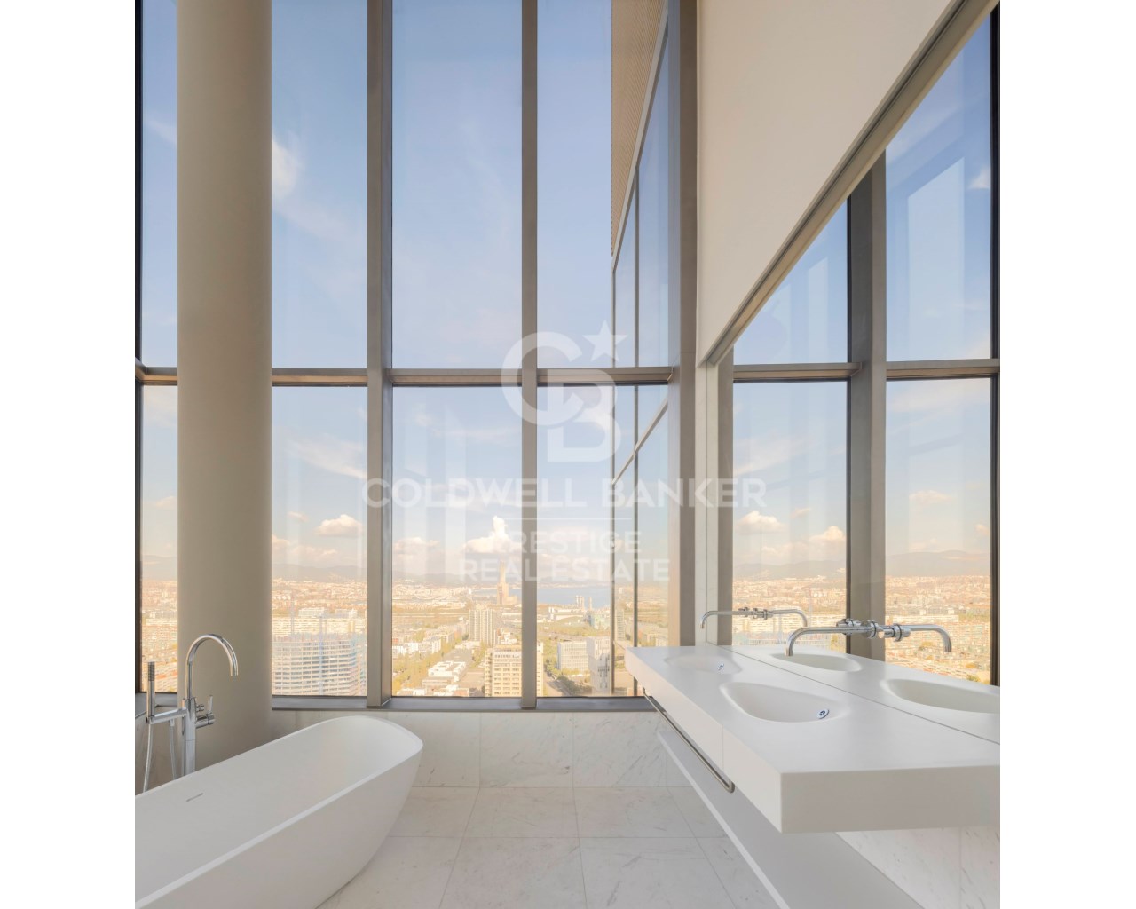 Barcelona, Catalonia, ES, 4 Bedrooms Bedrooms, ,4 BathroomsBathrooms,Residential,For Sale,1695312