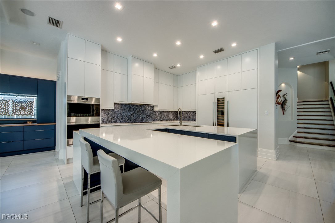 Cape Coral, Florida, 33904, United States, 5 Bedrooms Bedrooms, ,6 BathroomsBathrooms,Residential,For Sale,1979018