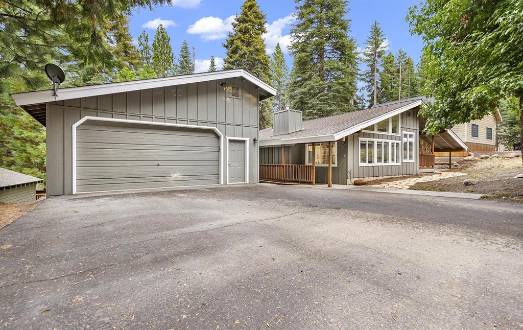 Lake Almanor Country Club, California, 96137, United States, 2 Bedrooms Bedrooms, ,2 BathroomsBathrooms,Residential,For Sale,1934247
