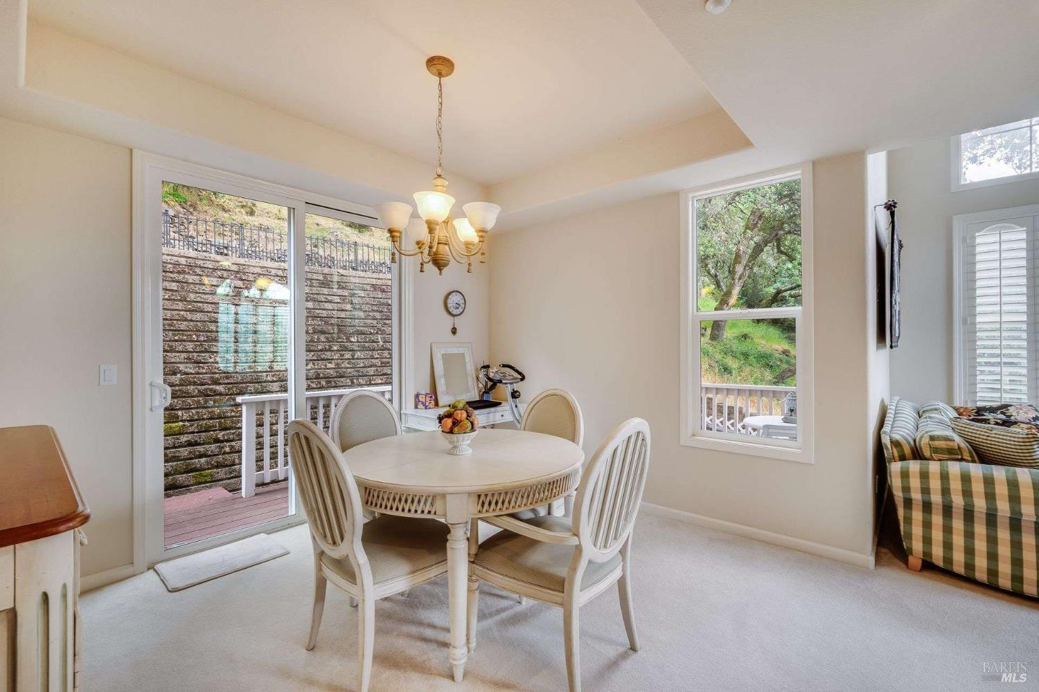 Santa Rosa, California, 95403, United States, 4 Bedrooms Bedrooms, ,4 BathroomsBathrooms,Residential,For Sale,1981253