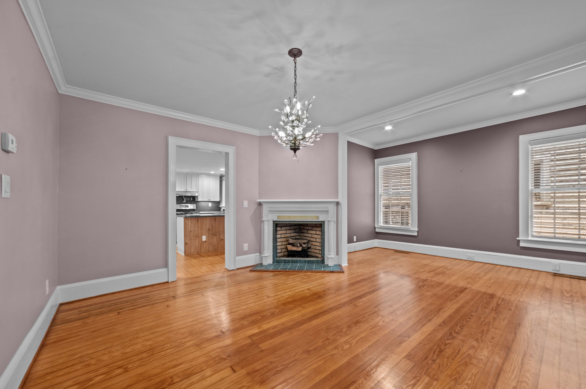 Washington, North Carolina, 27889, United States, 5 Bedrooms Bedrooms, ,3 BathroomsBathrooms,Residential,For Sale,1869236