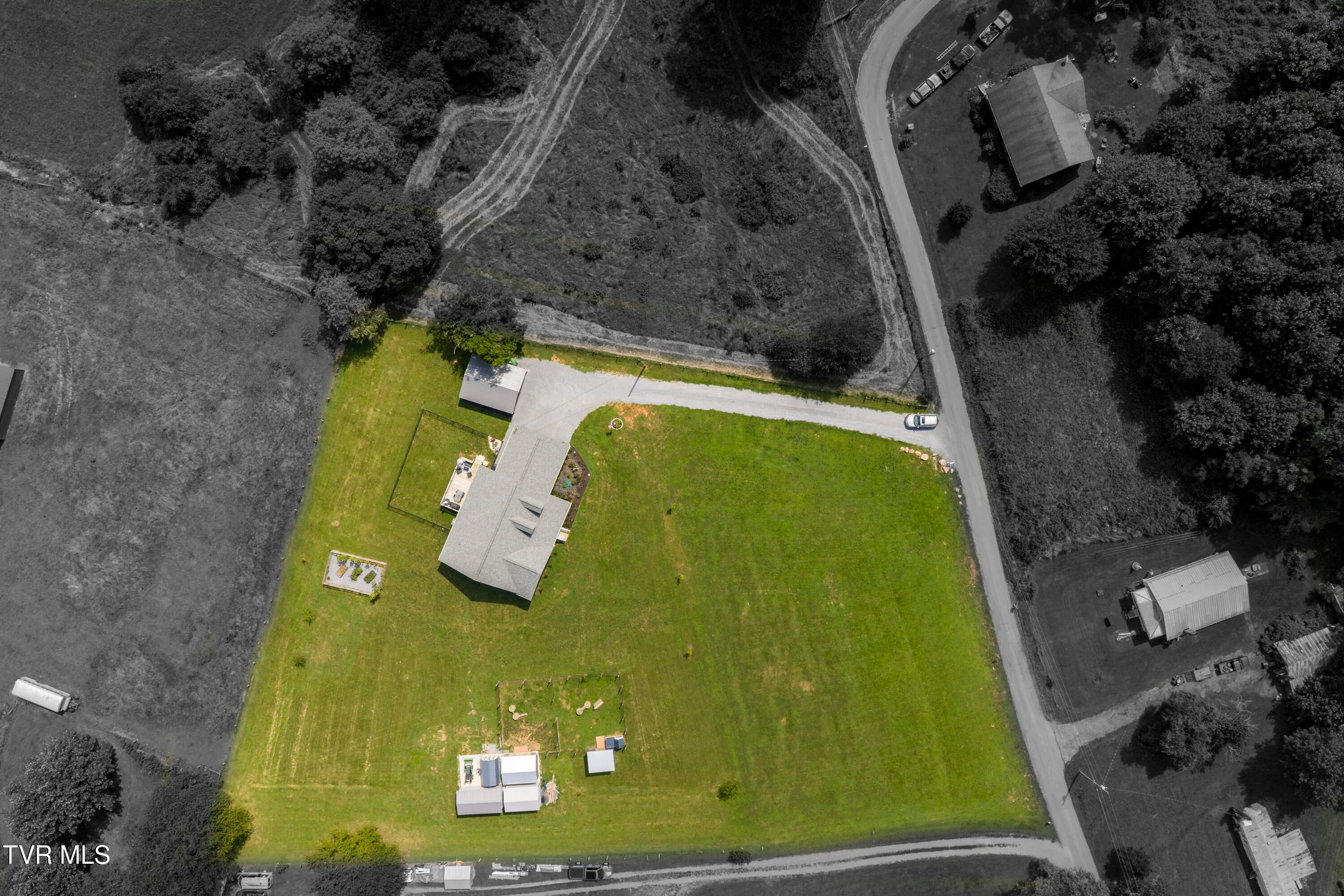 Elizabethton, Tennessee, 37643, United States, 3 Bedrooms Bedrooms, ,2 BathroomsBathrooms,Residential,For Sale,1925509