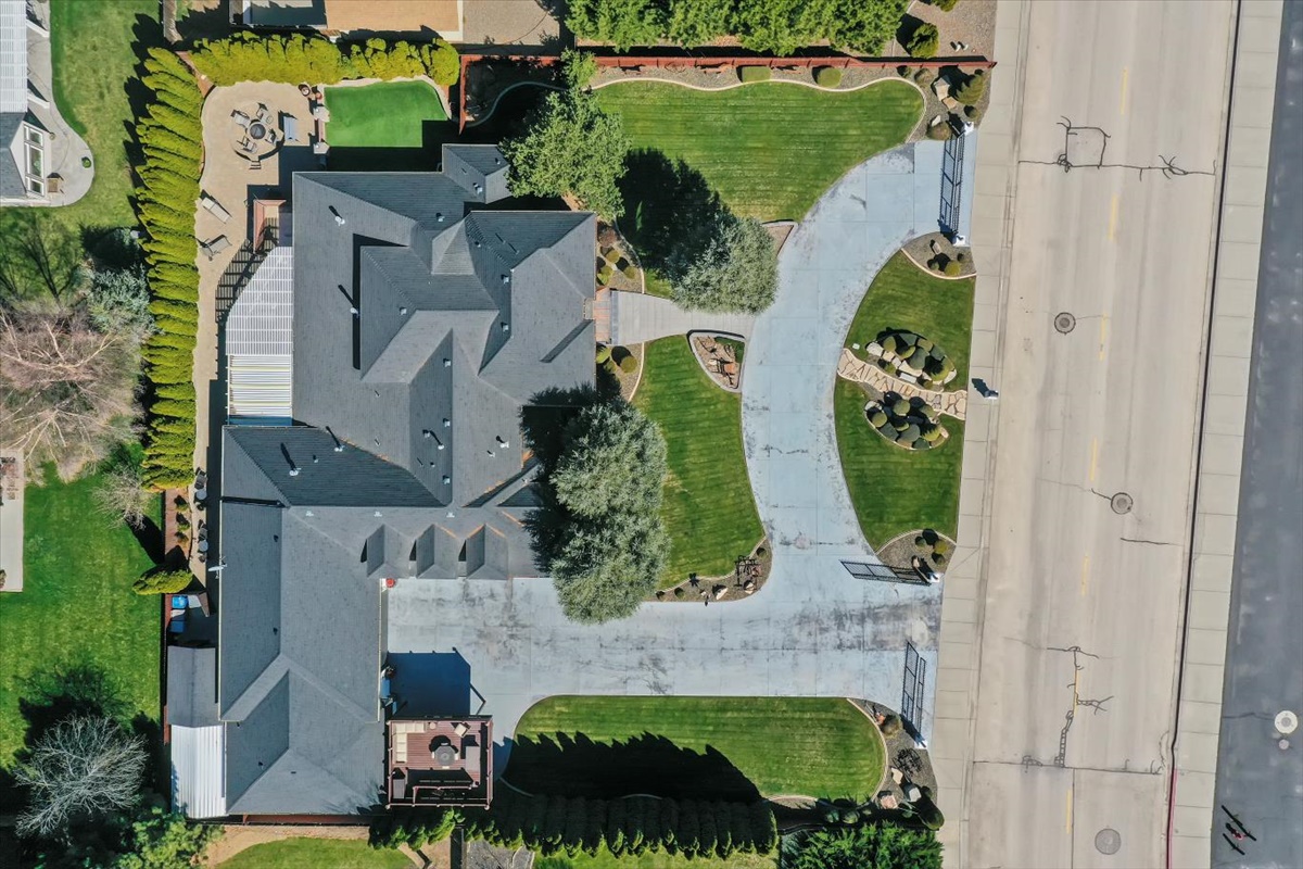 Mountain Home, Idaho, 83647, United States, 4 Bedrooms Bedrooms, ,5 BathroomsBathrooms,Residential,For Sale,1978242