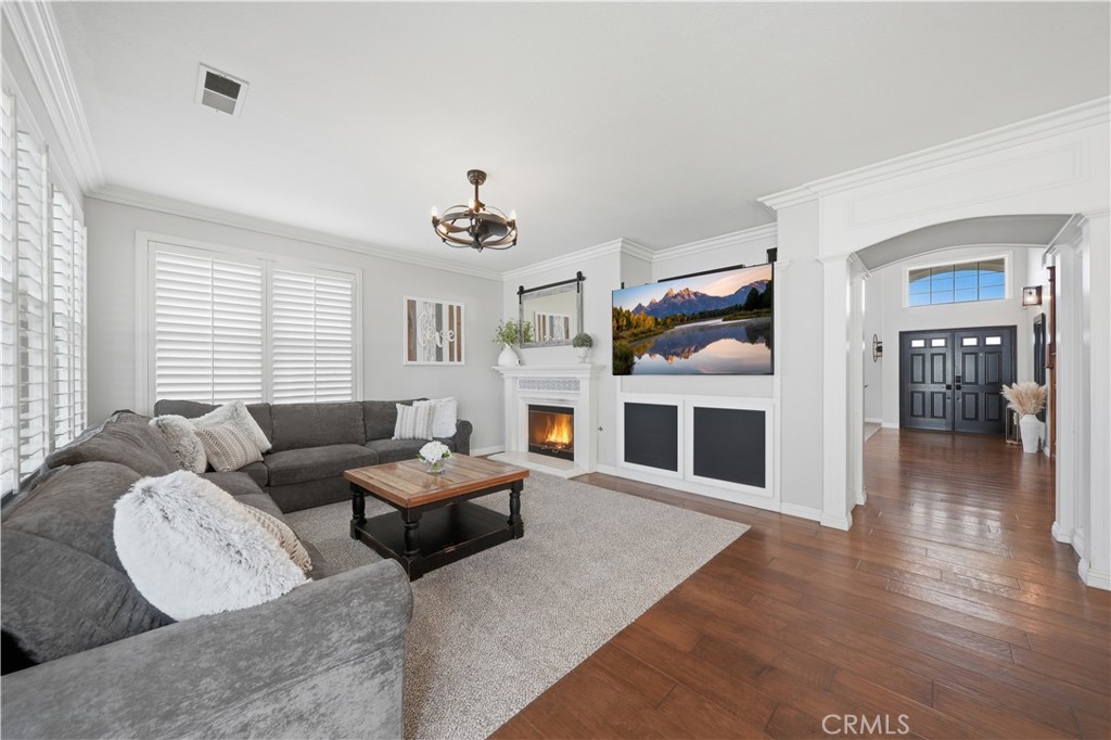 Murrieta, California, 92562, United States, 5 Bedrooms Bedrooms, ,4 BathroomsBathrooms,Residential,For Sale,2049135