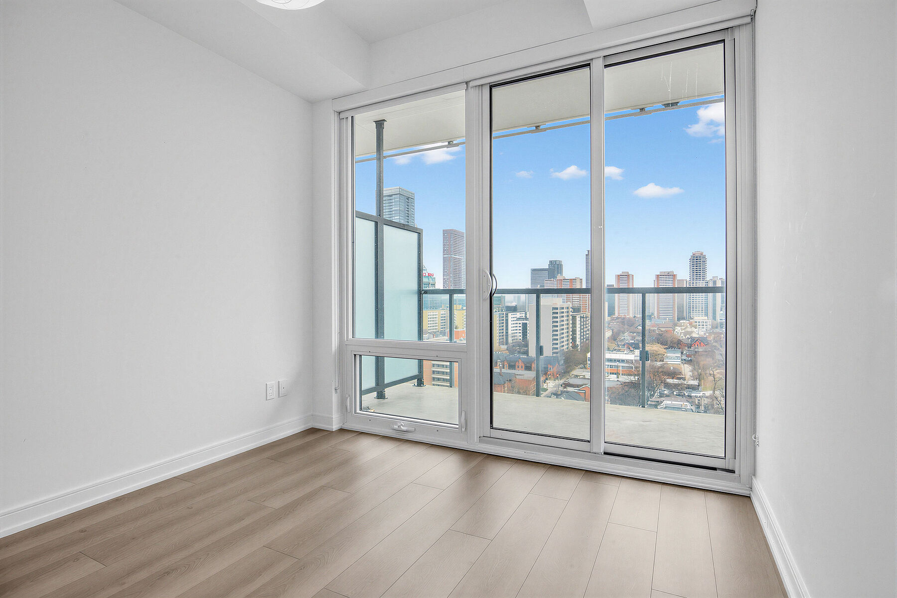  The Gloucester on Yonge - 物件實景