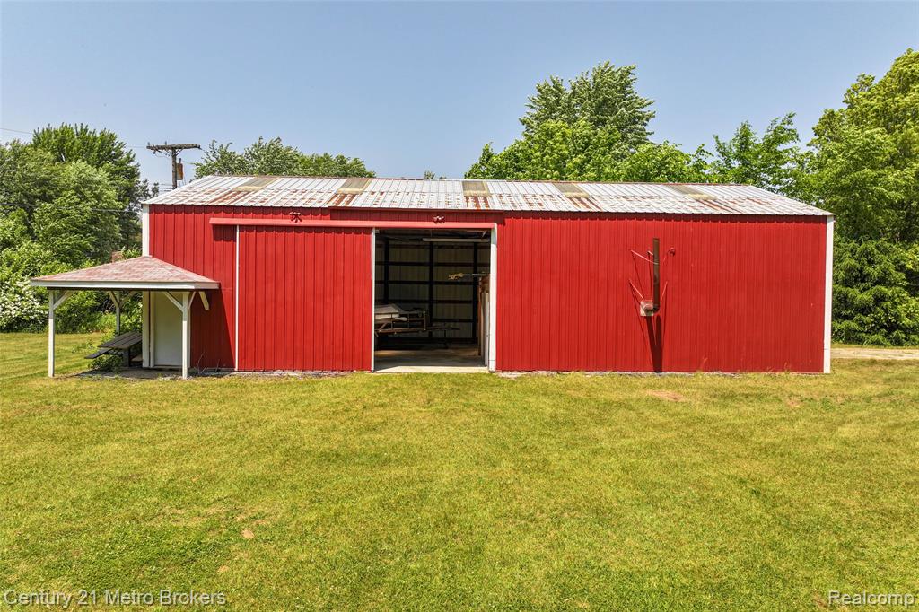 Lapeer, Michigan, 48446, United States, 4 Bedrooms Bedrooms, ,3 BathroomsBathrooms,Residential,For Sale,1982029