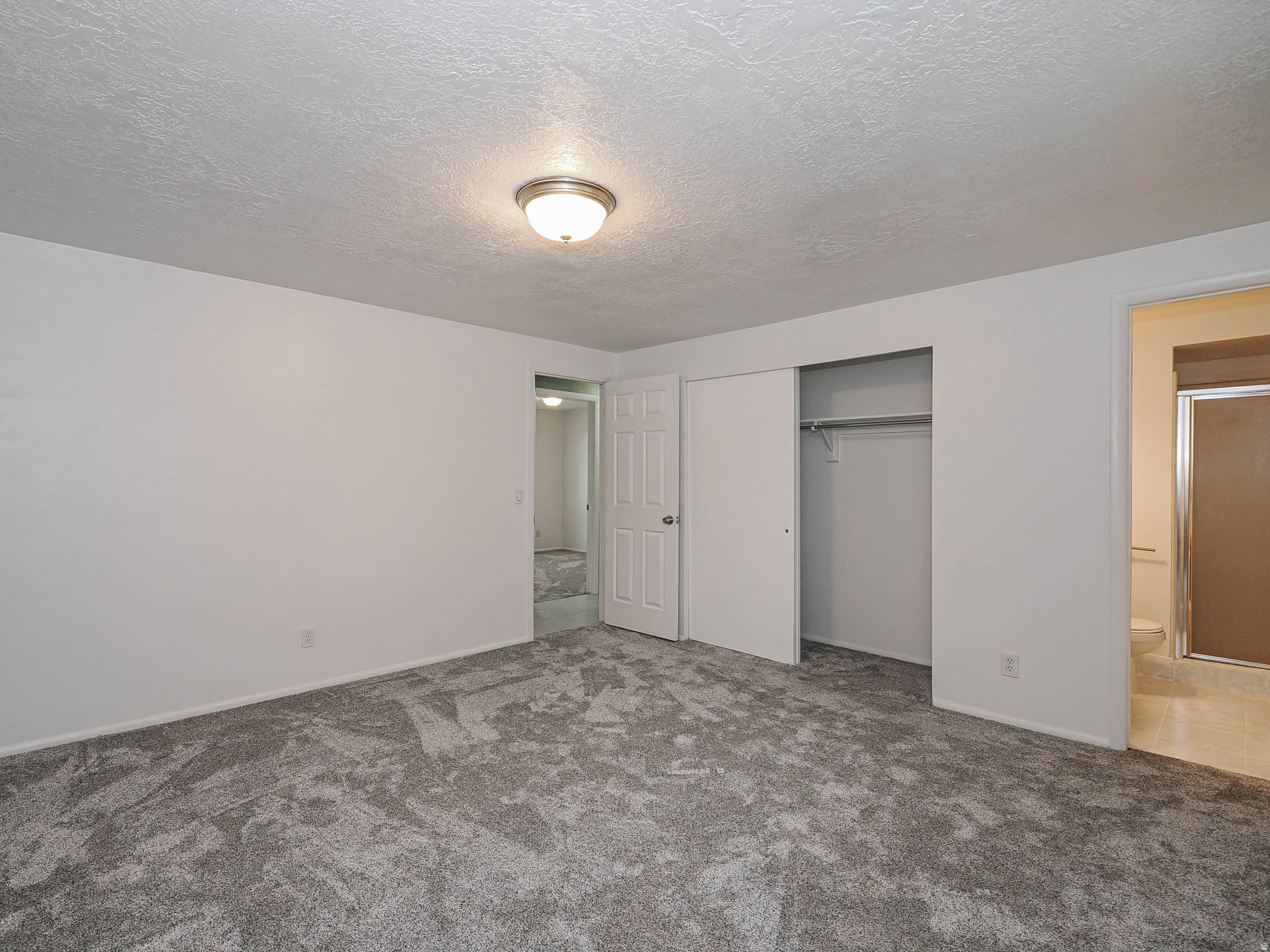 Taylorsville, Utah, 84118, United States, 4 Bedrooms Bedrooms, ,1 BathroomBathrooms,Residential,For Sale,1987472