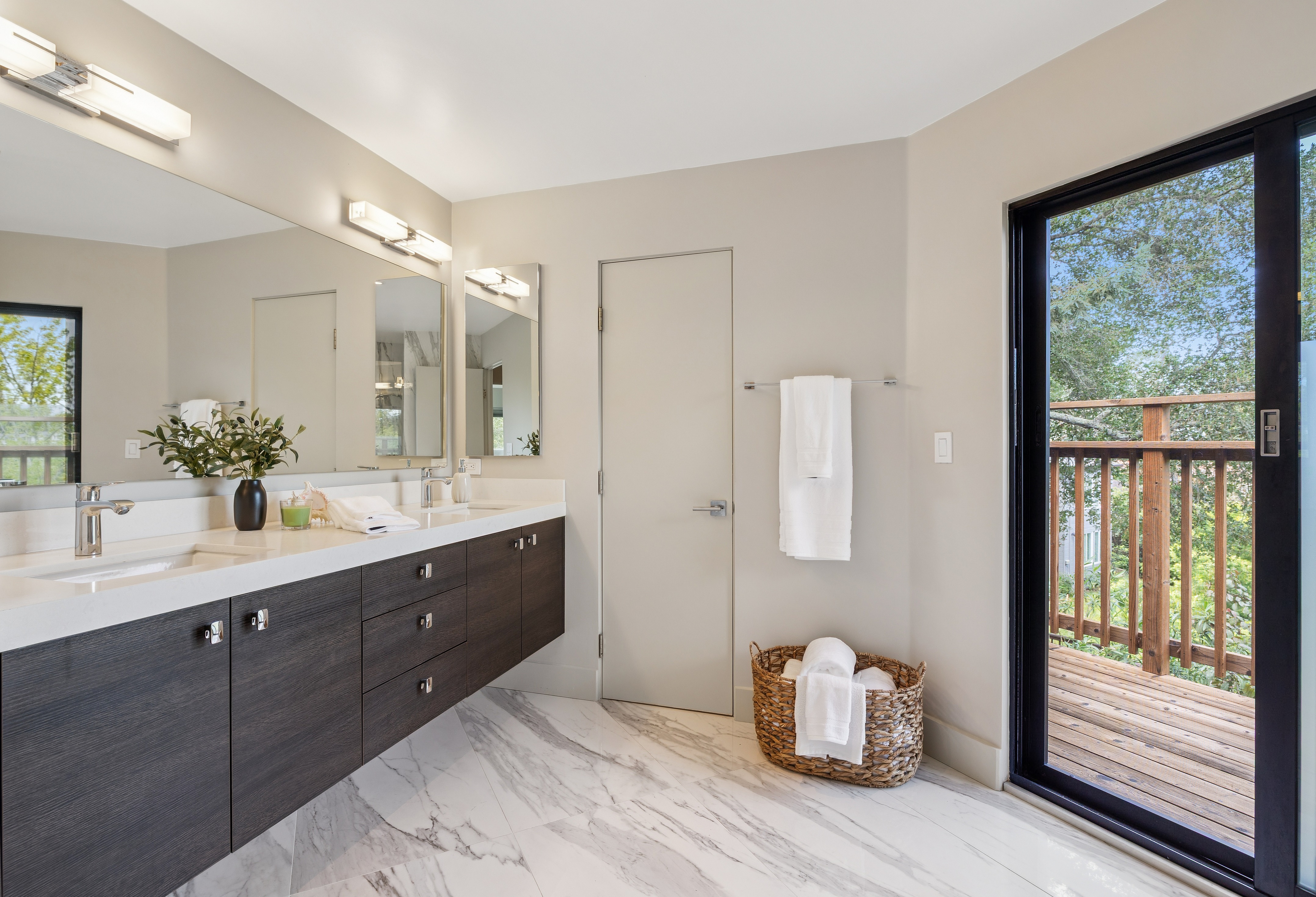  Stunning Modern Remodel  Luxury Living in Prestigious Orinda - 物件實景