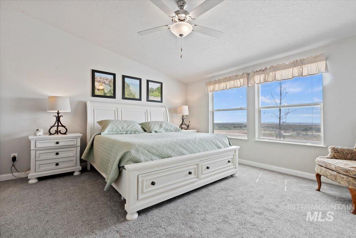 Boise, Idaho, 83716, United States, 4 Bedrooms Bedrooms, ,2 BathroomsBathrooms,Residential,For Sale,1990329