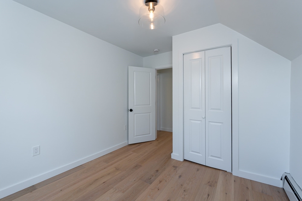 Haverhill, Massachusetts, 01830, United States, 4 Bedrooms Bedrooms, ,2 BathroomsBathrooms,Residential,For Sale,1991718