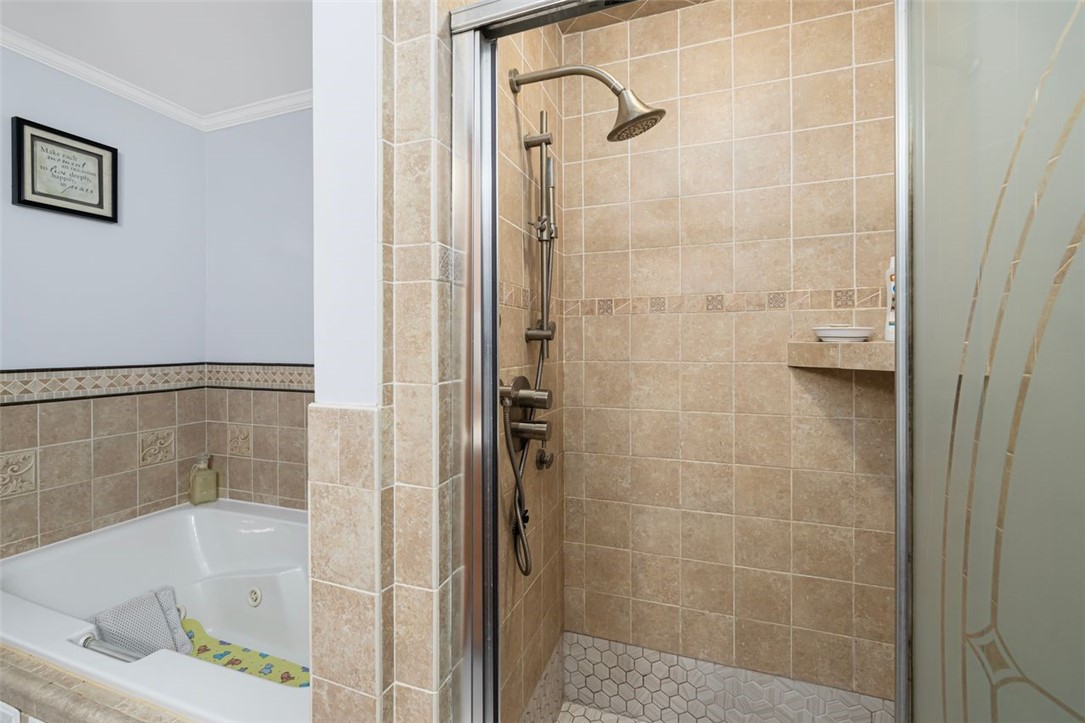 Cumberland, Rhode Island, 02864, United States, 3 Bedrooms Bedrooms, ,2 BathroomsBathrooms,Residential,For Sale,1990934