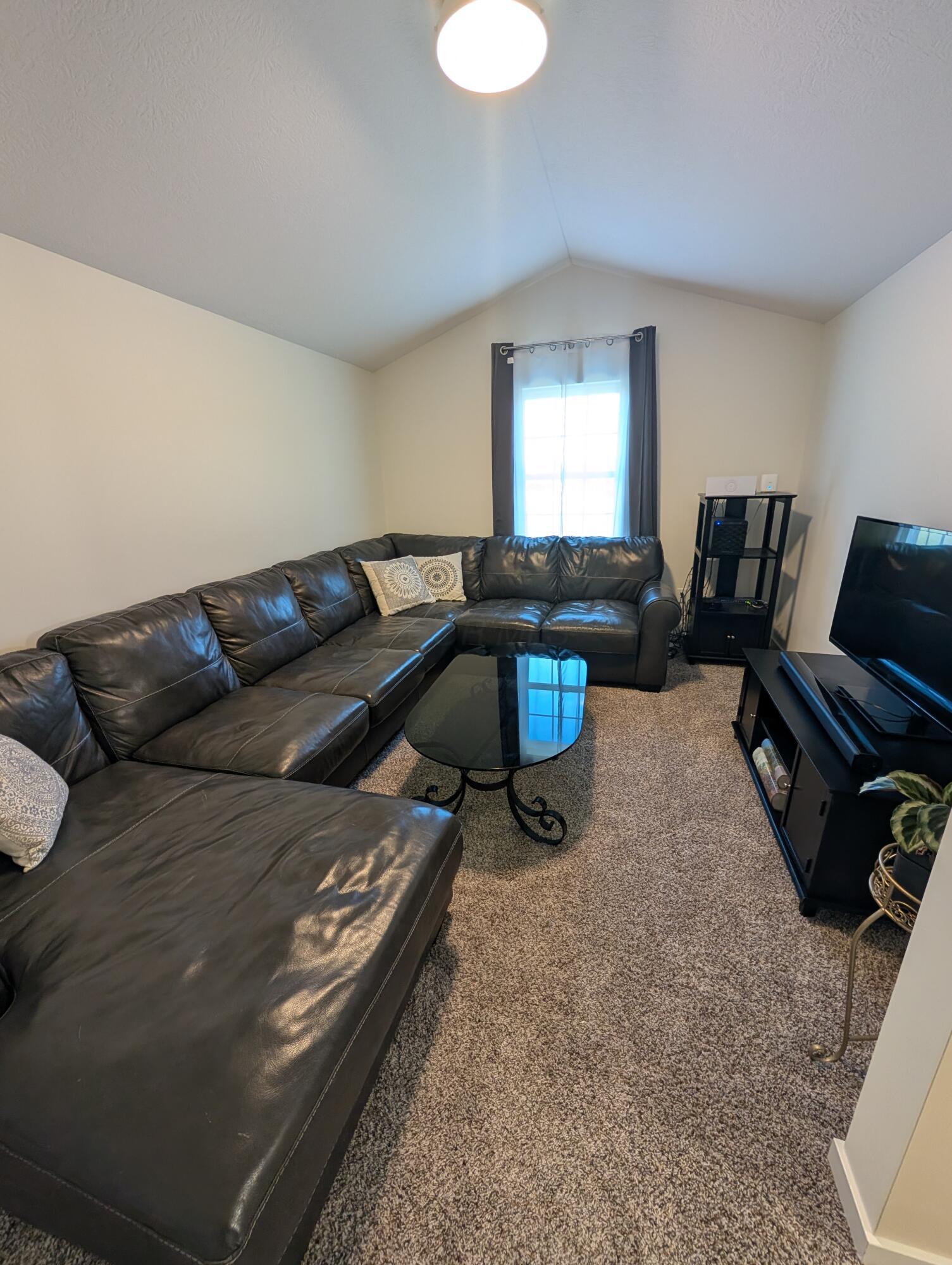 Orient, Ohio, 43146, United States, 4 Bedrooms Bedrooms, ,3 BathroomsBathrooms,Residential,For Sale,1990244