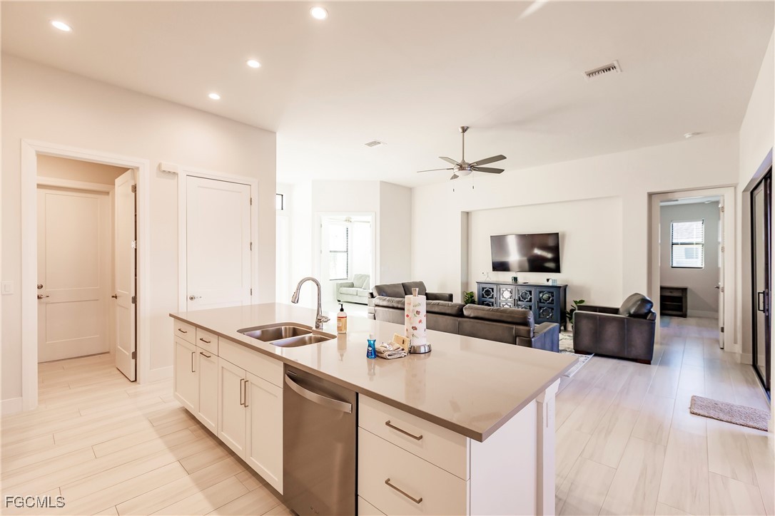 Cape Coral, Florida, 33914, United States, 3 Bedrooms Bedrooms, ,3 BathroomsBathrooms,Residential,For Sale,1974026