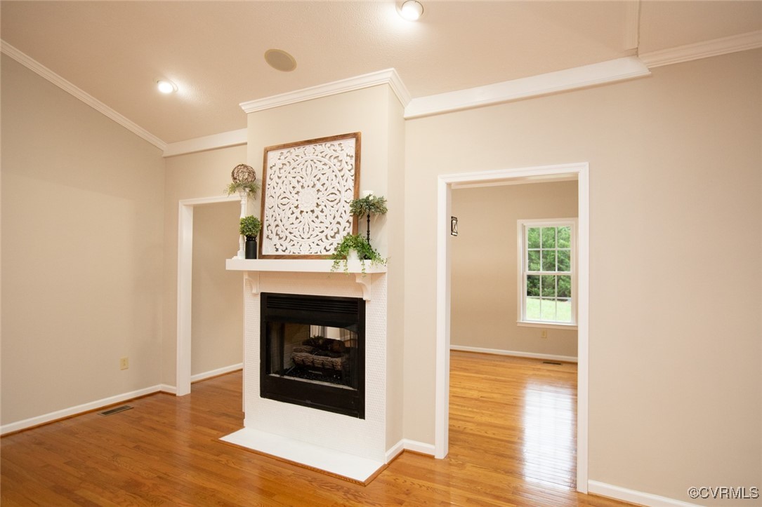 Farmville, Virginia, 23901, United States, 4 Bedrooms Bedrooms, ,5 BathroomsBathrooms,Residential,For Sale,1916348