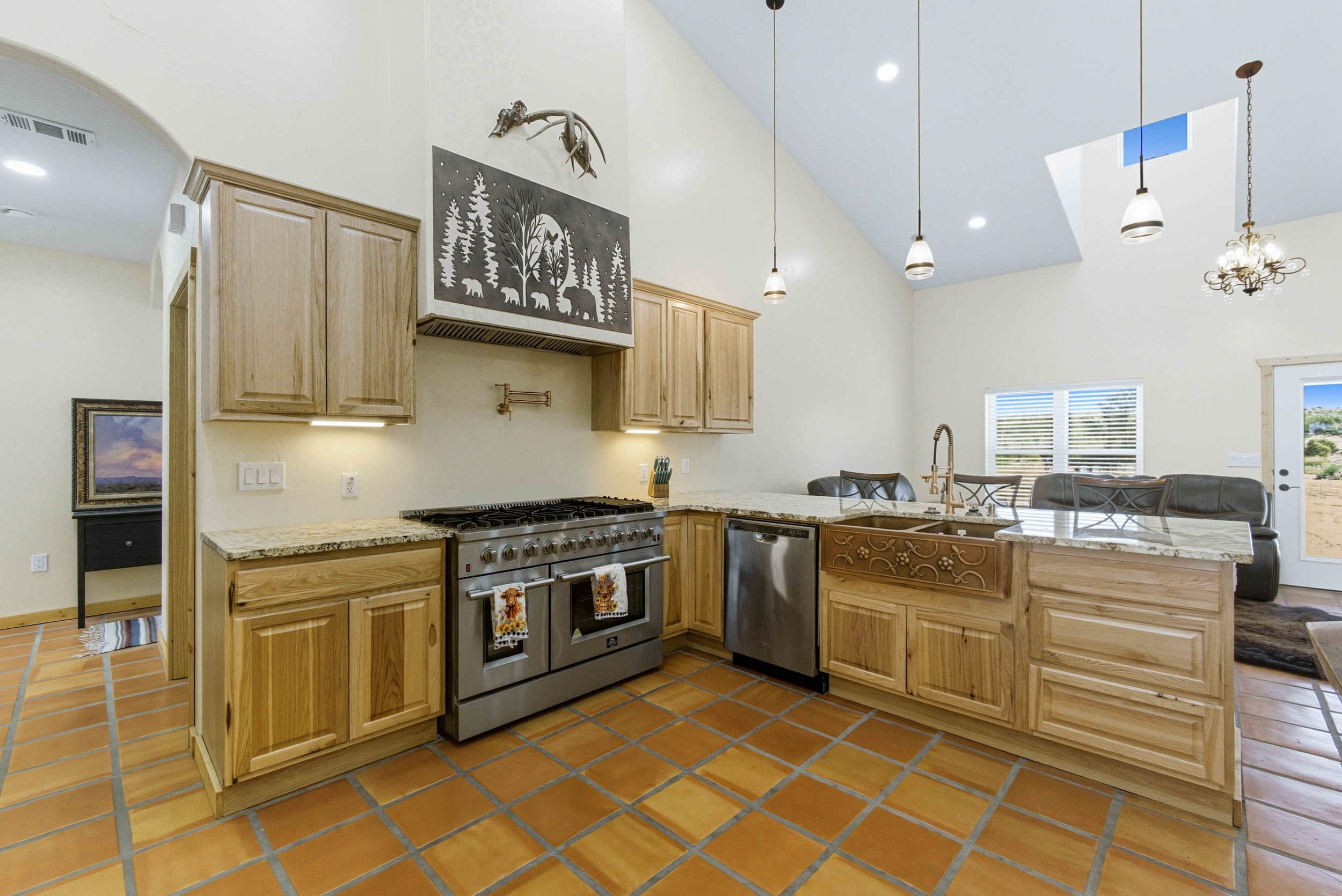 Veguita, New Mexico, 87062, United States, 4 Bedrooms Bedrooms, ,2 BathroomsBathrooms,Residential,For Sale,1974497