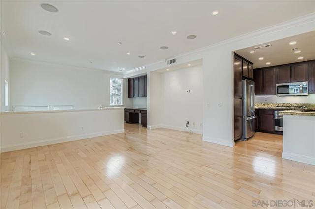 San Diego, California, 92123, United States, 3 Bedrooms Bedrooms, ,2 BathroomsBathrooms,Residential,For Sale,2005735