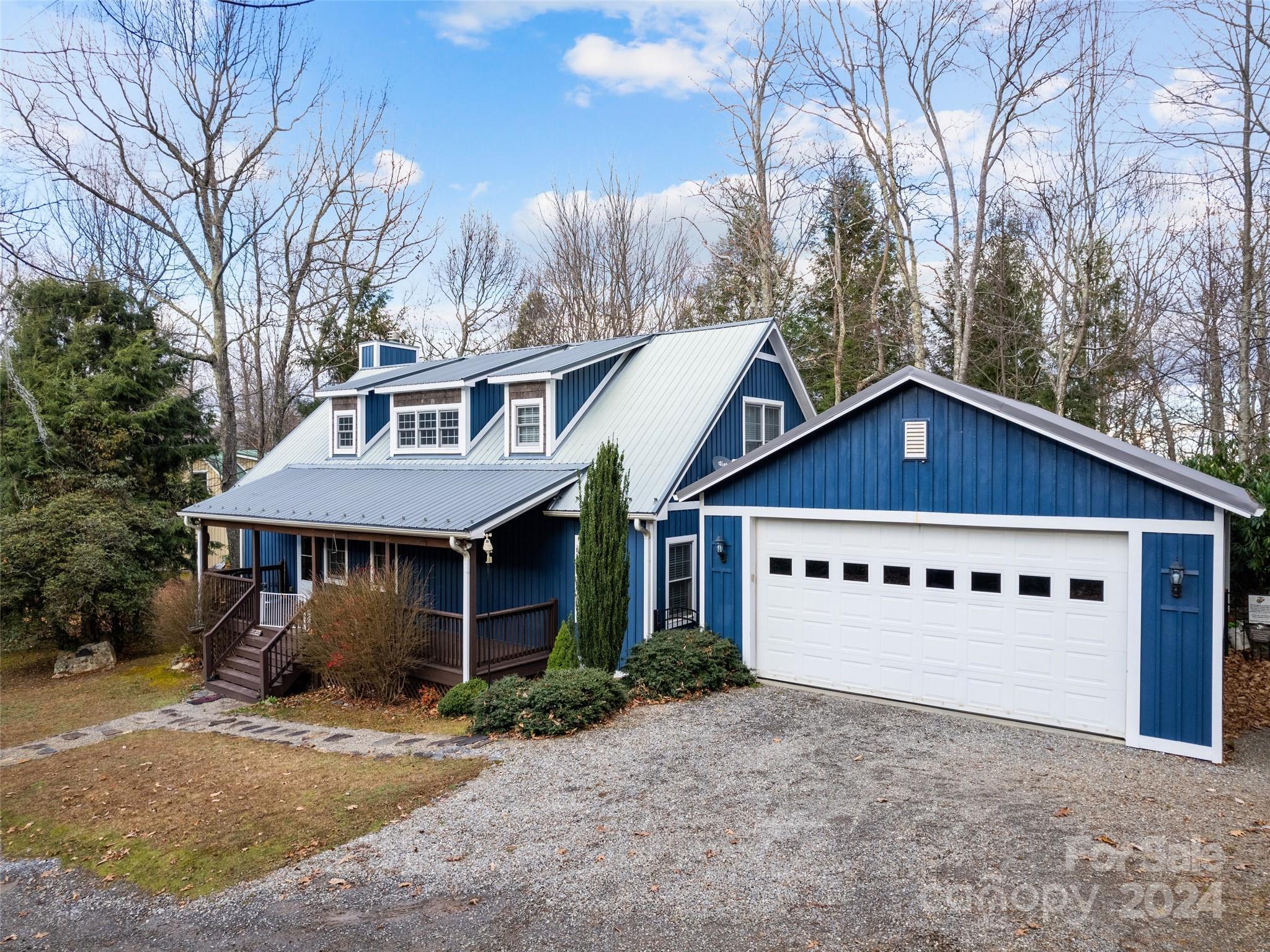 12 Belisle Lane, Maggie Valley, North Carolina, 28751, United States, 4 Bedrooms Bedrooms, ,3 BathroomsBathrooms,Residential,For Sale,12 Belisle Lane,1663193