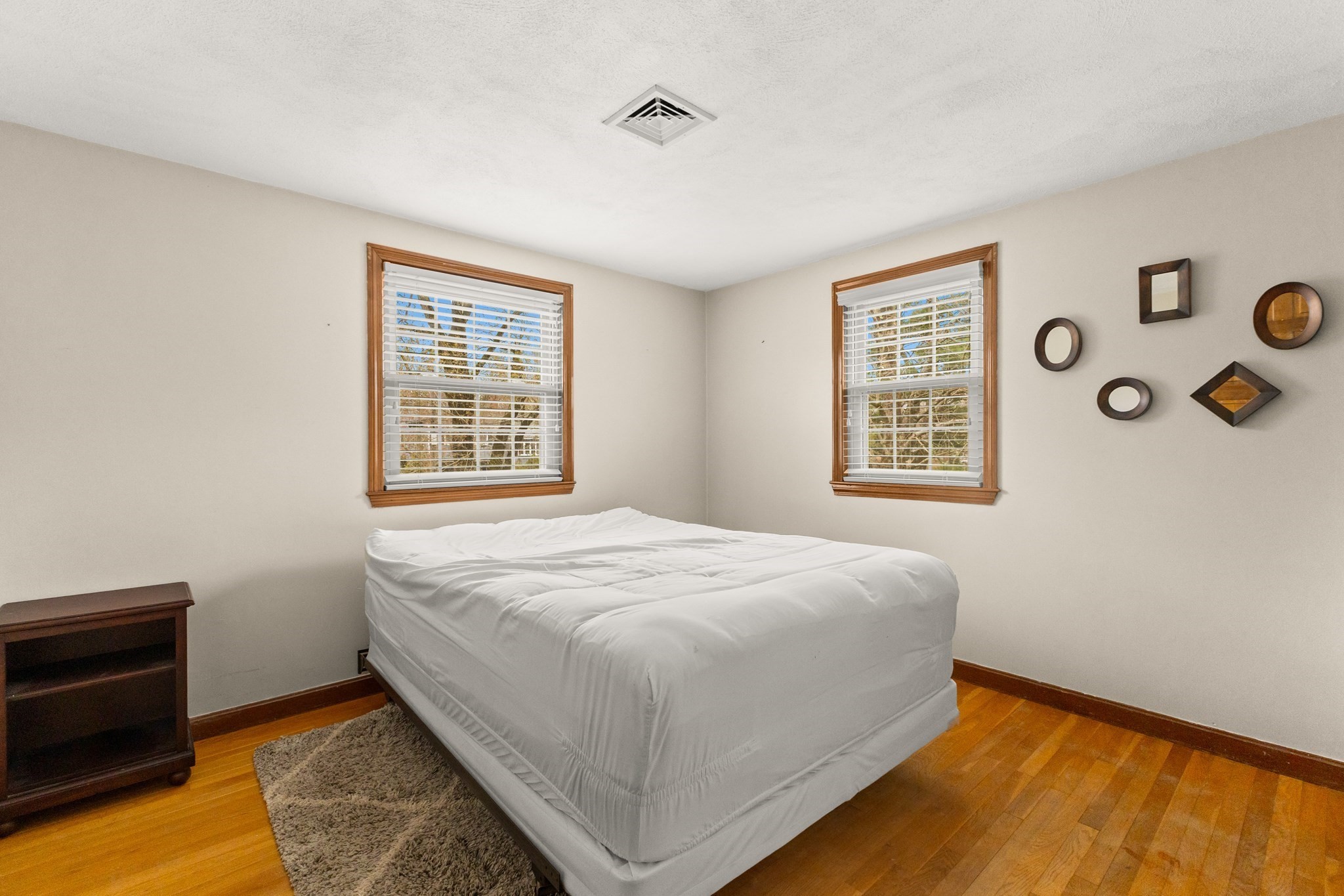 Hanover, Massachusetts, 02339, United States, 3 Bedrooms Bedrooms, ,2 BathroomsBathrooms,Residential,For Sale,2001191