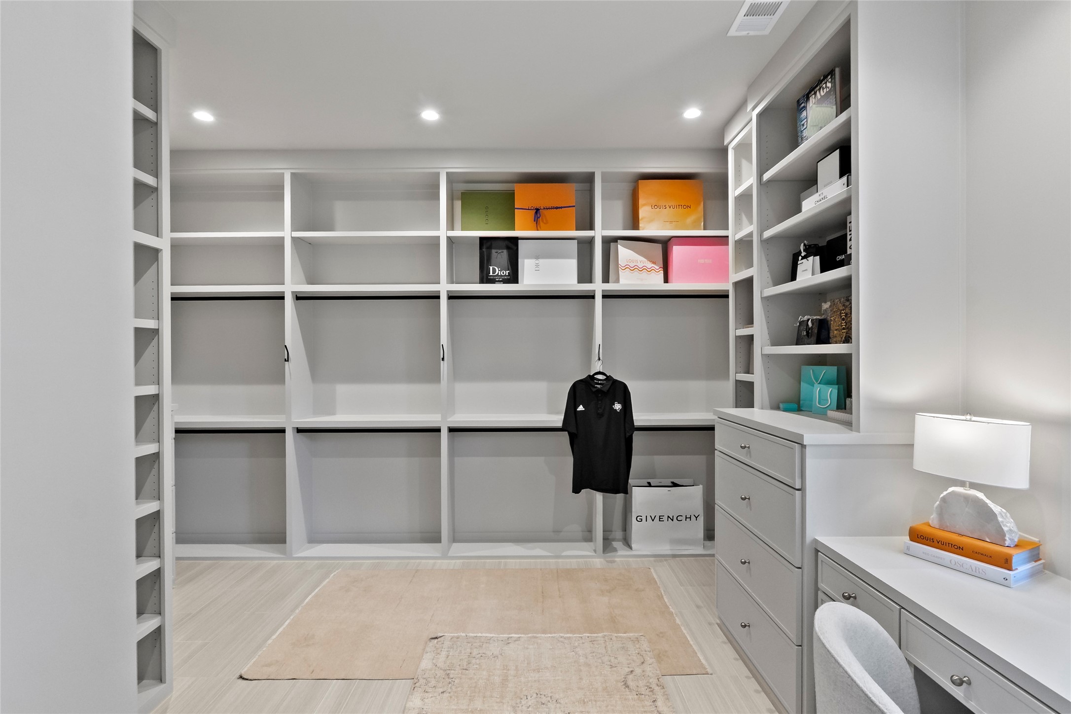 Bryan, Texas, 77807, United States, 3 Bedrooms Bedrooms, ,4 BathroomsBathrooms,Residential,For Sale,1986522