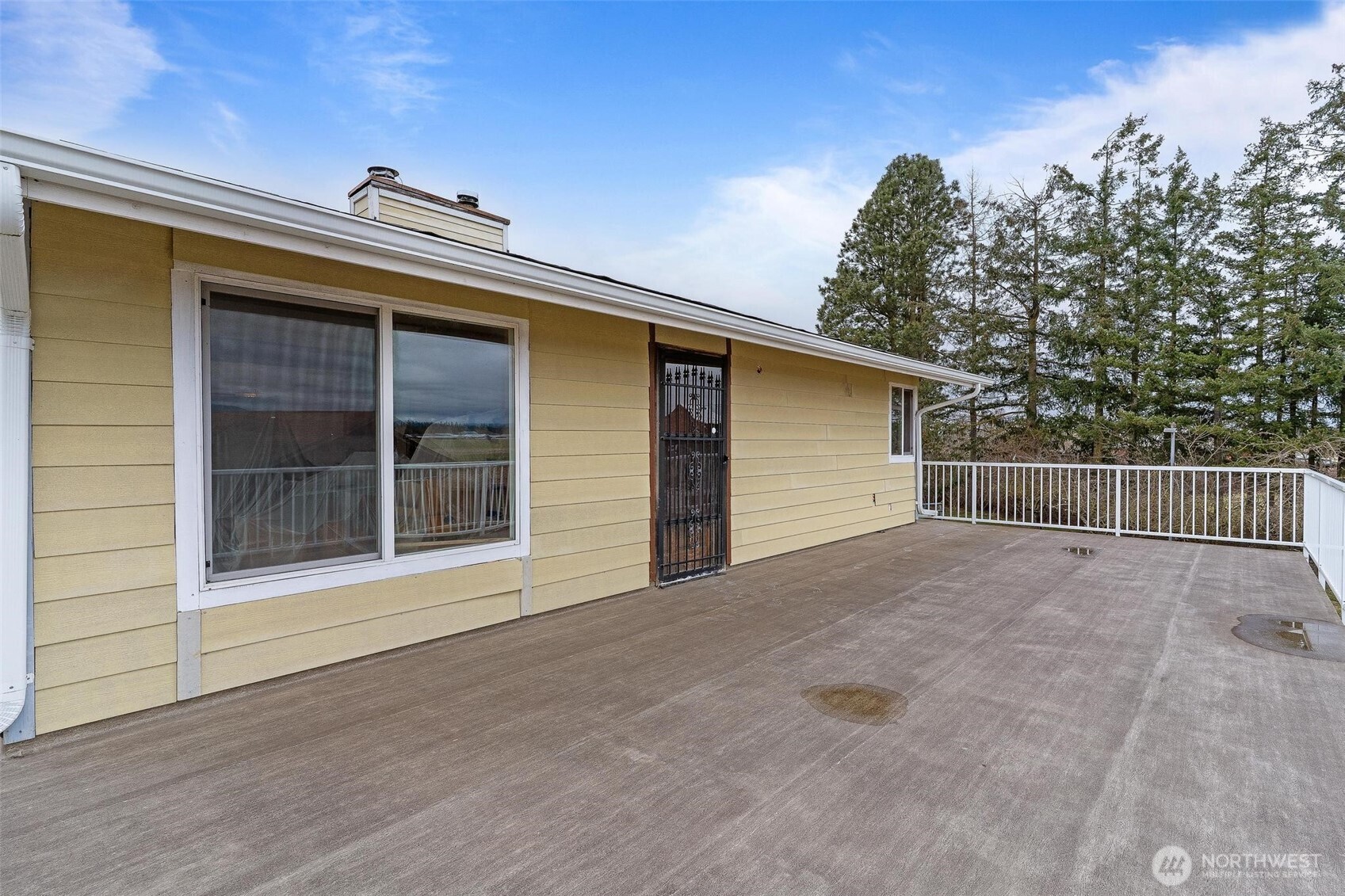 Enumclaw, Washington, 98022, United States, 2 Bedrooms Bedrooms, ,2 BathroomsBathrooms,Residential,For Sale,1719458