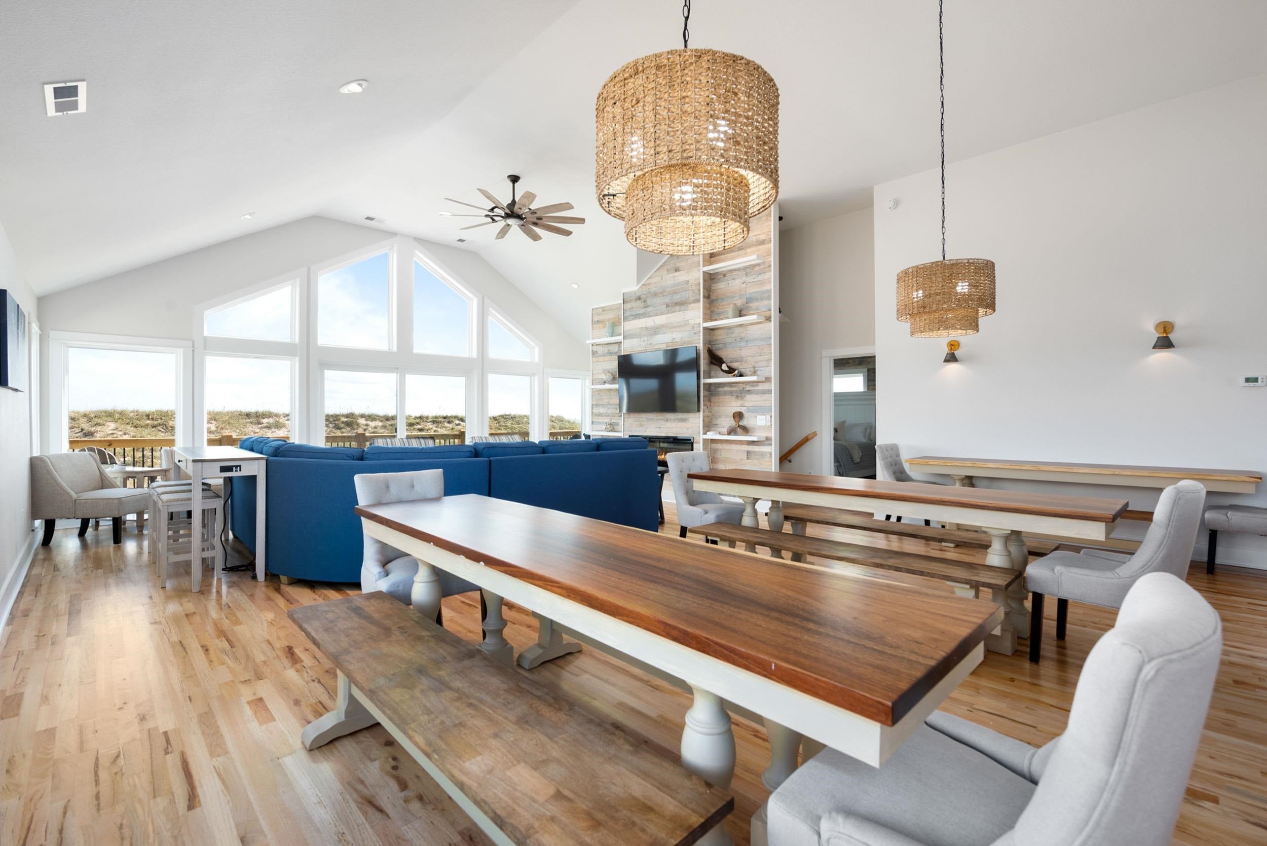 Corolla, North Carolina, 27927, United States, 12 Bedrooms Bedrooms, ,12 BathroomsBathrooms,Residential,For Sale,1980657