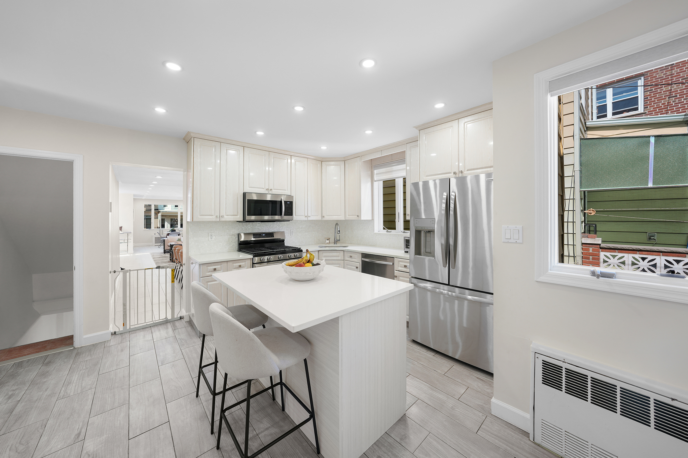 Brooklyn, New York, 11230, United States, 4 Bedrooms Bedrooms, ,4 BathroomsBathrooms,Residential,For Sale,1981094