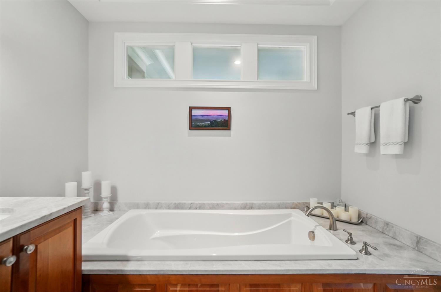 Cincinnati, Ohio, 45202, United States, 3 Bedrooms Bedrooms, ,4 BathroomsBathrooms,Residential,For Sale,1850372