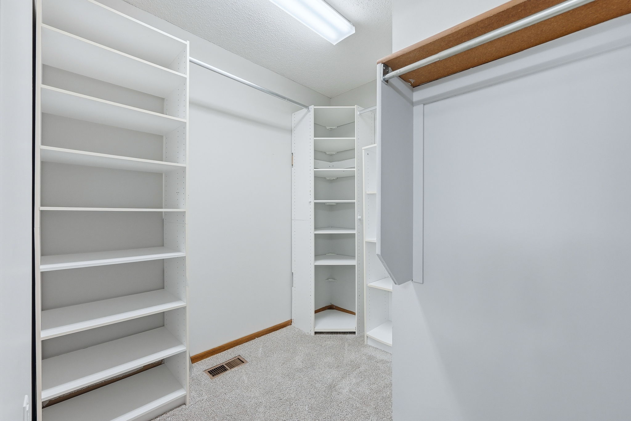  Well Maintained 3 Bedroom Home in Desirable School District - 物件實景