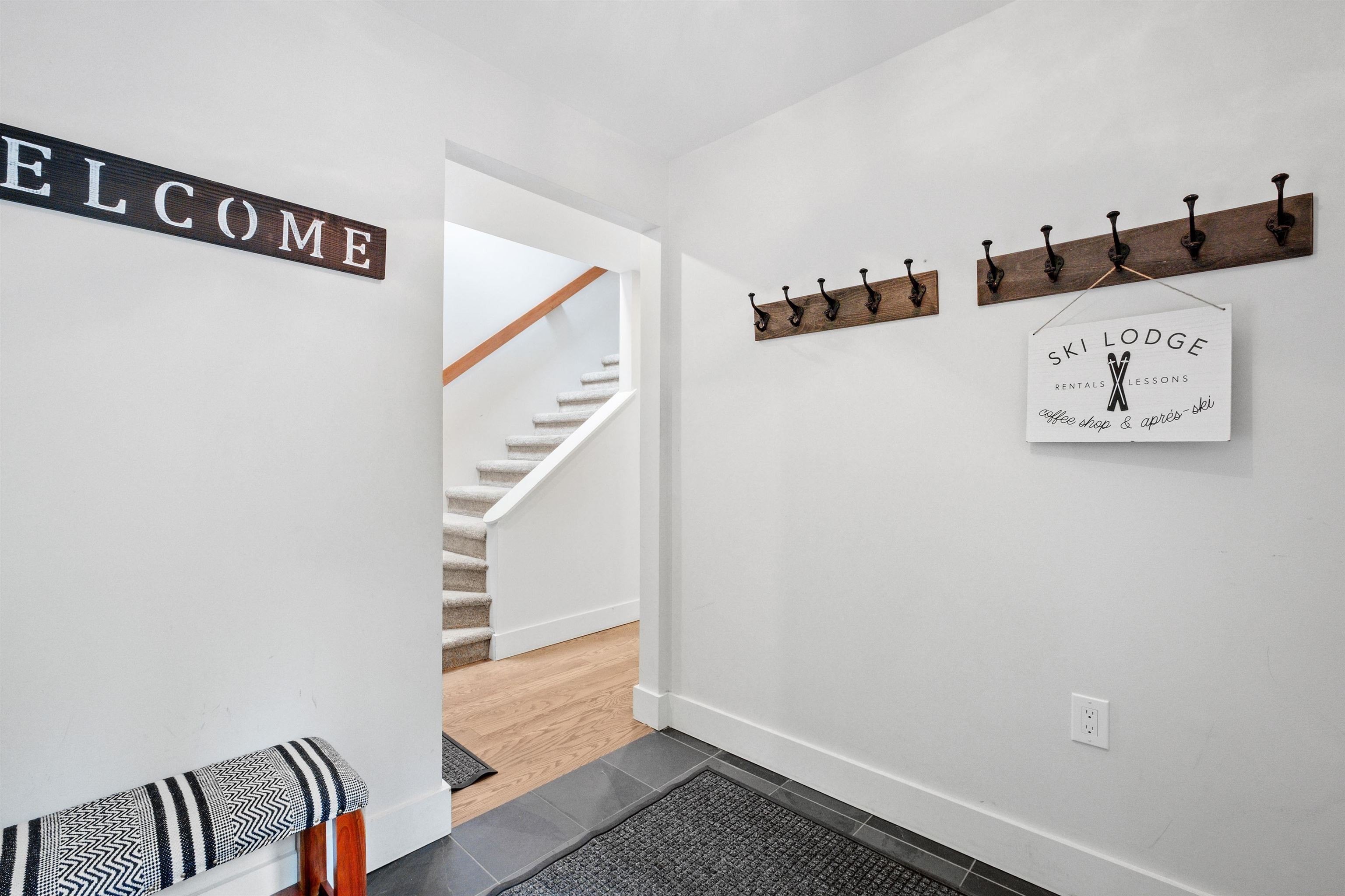 Lincoln, New Hampshire, 03251, United States, 4 Bedrooms Bedrooms, ,4 BathroomsBathrooms,Residential,For Sale,1803073