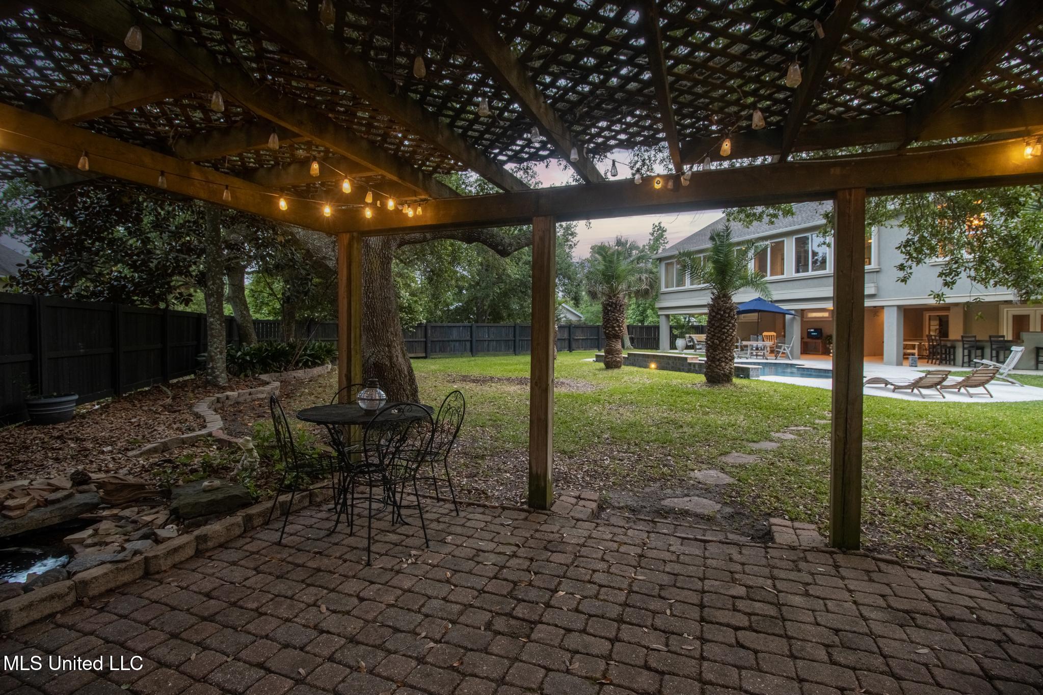 Pass Christian, Mississippi, 39571, United States, 3 Bedrooms Bedrooms, ,2 BathroomsBathrooms,Residential,For Sale,1779691