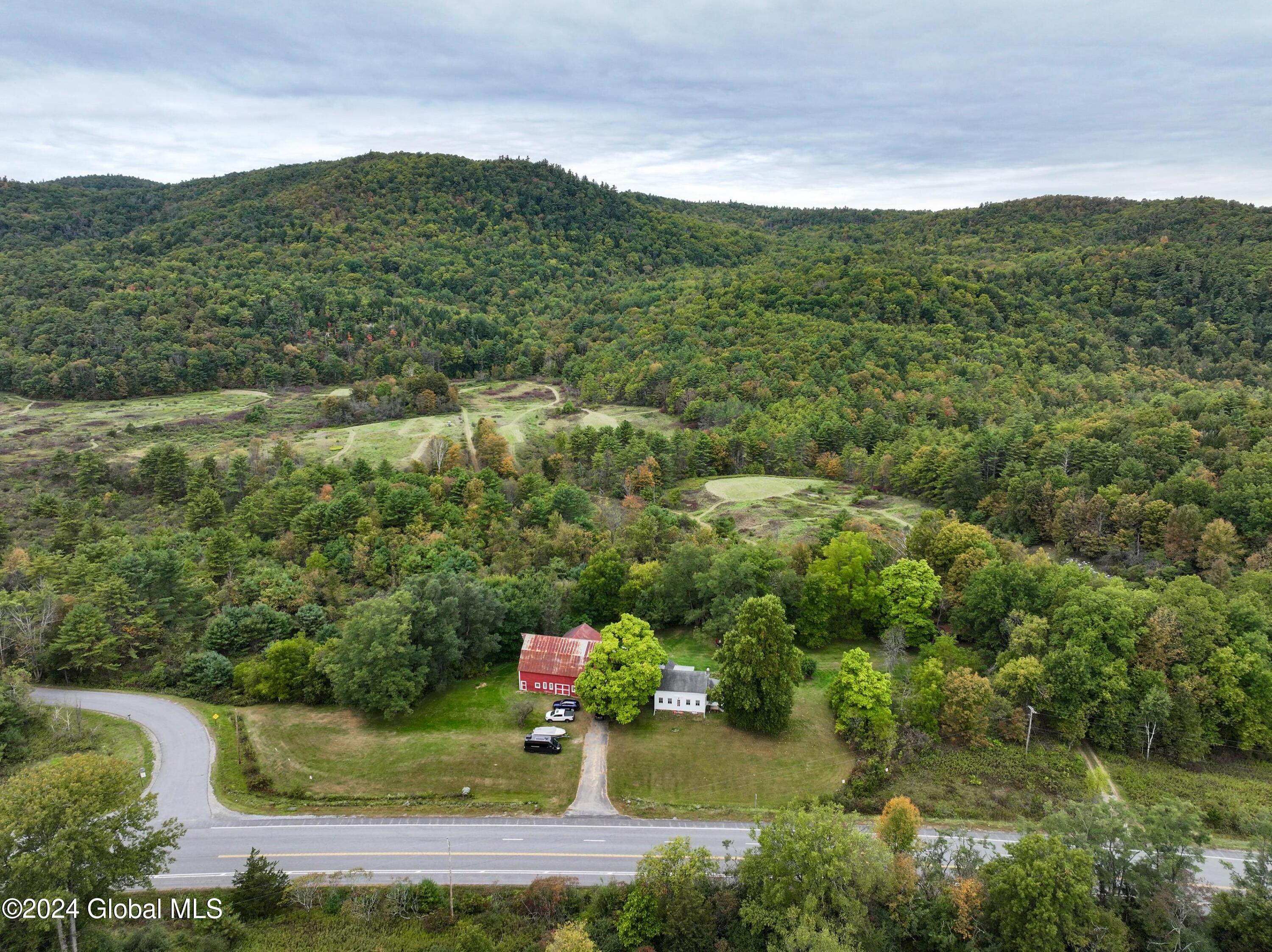Putnam Station, New York, 12861, United States, 2 Bedrooms Bedrooms, ,2 BathroomsBathrooms,Residential,For Sale,1978709