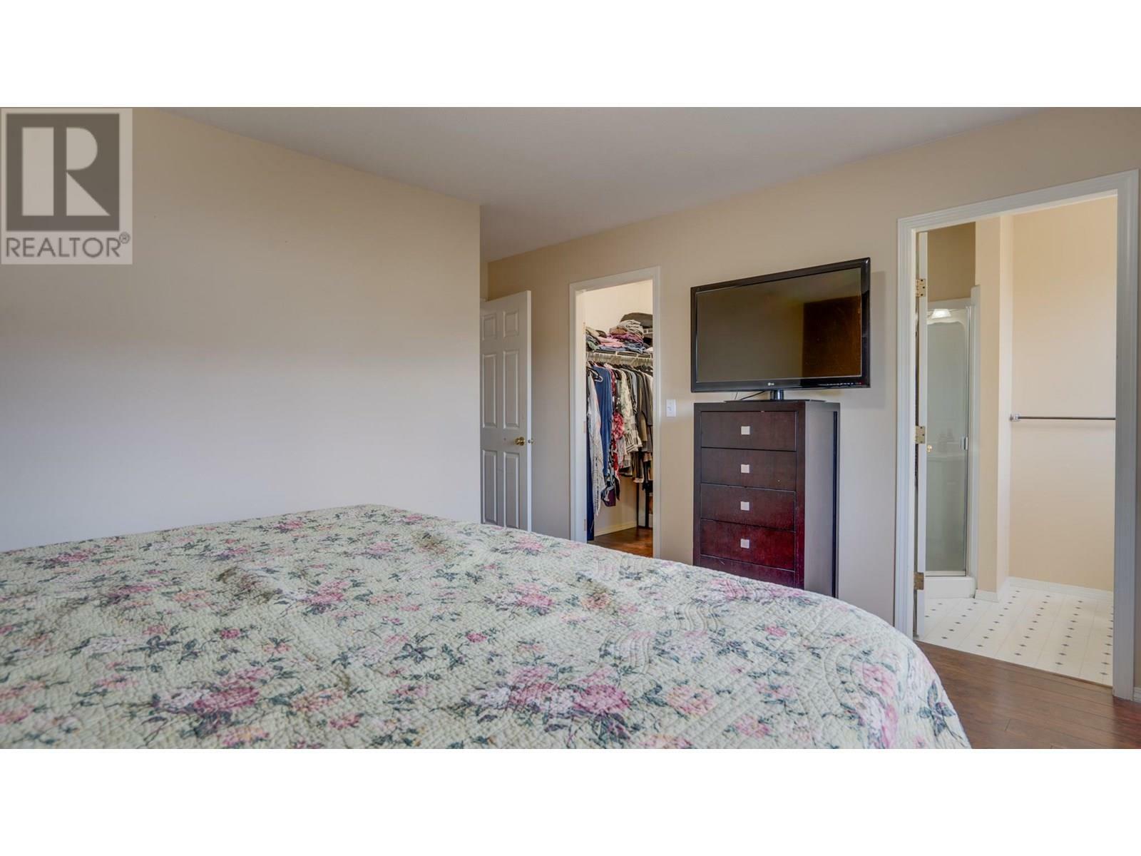 VERNON, British Columbia, V1H 1A6, CA, 5 Bedrooms Bedrooms, ,3 BathroomsBathrooms,Residential,For Sale,1857658