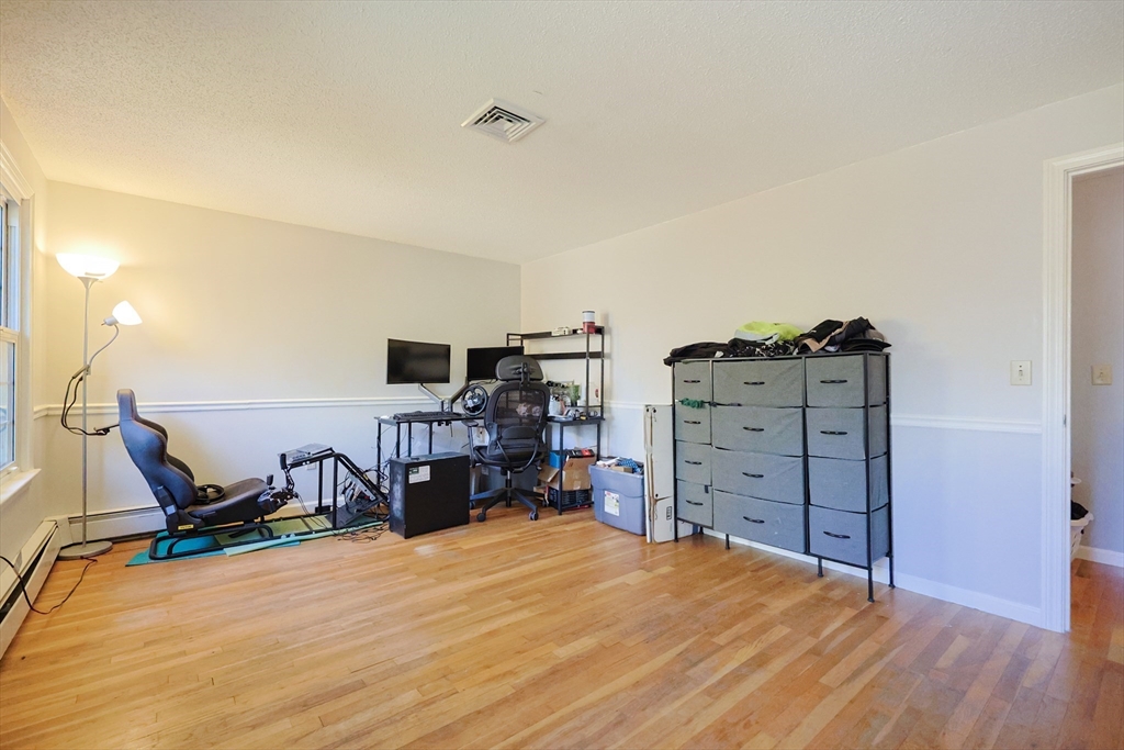 Medway, Massachusetts, 02053, United States, 4 Bedrooms Bedrooms, ,3 BathroomsBathrooms,Residential,For Sale,1991004