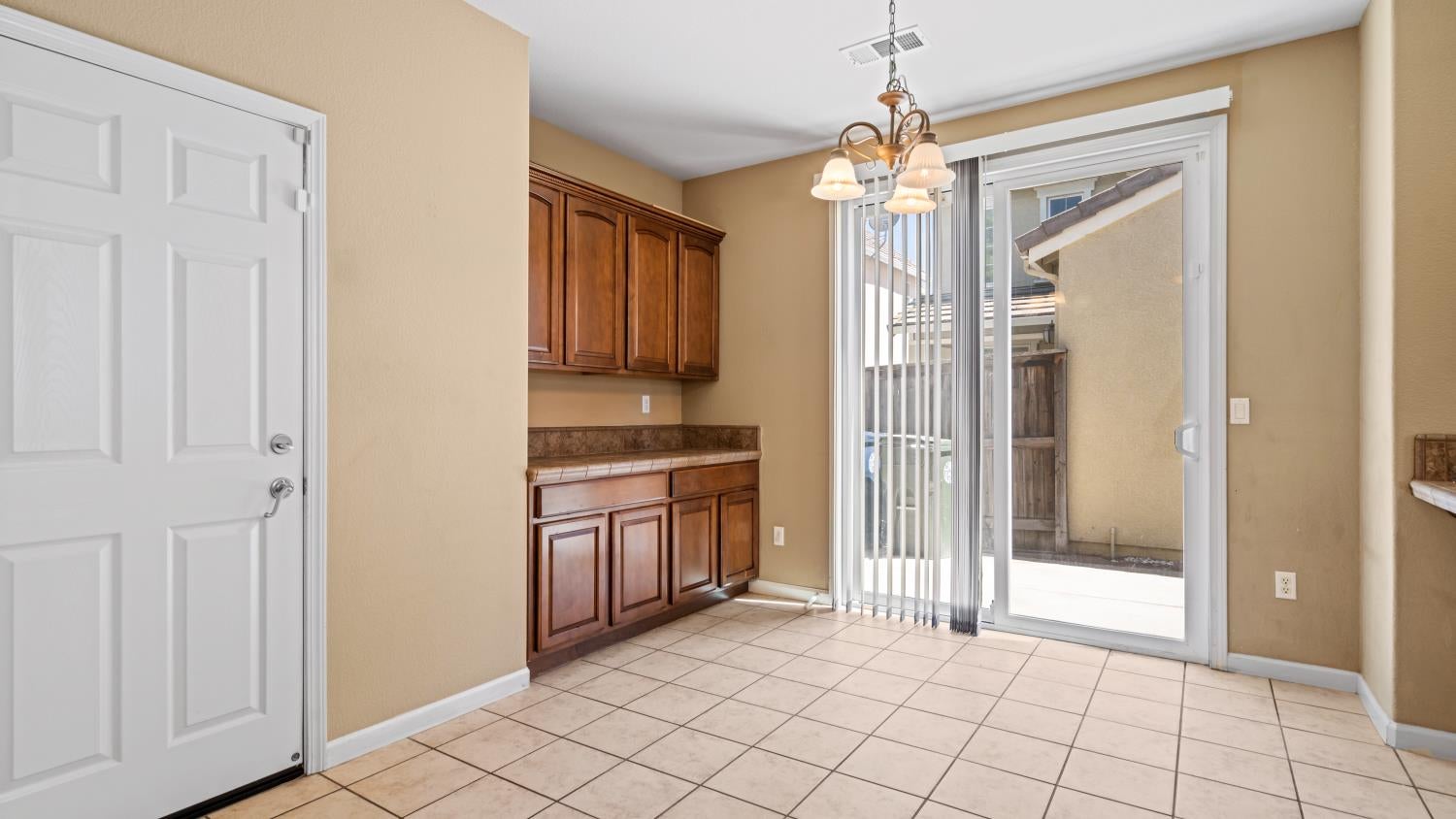 Sacramento, California, 95835, United States, 3 Bedrooms Bedrooms, ,3 BathroomsBathrooms,Residential,For Sale,1898303