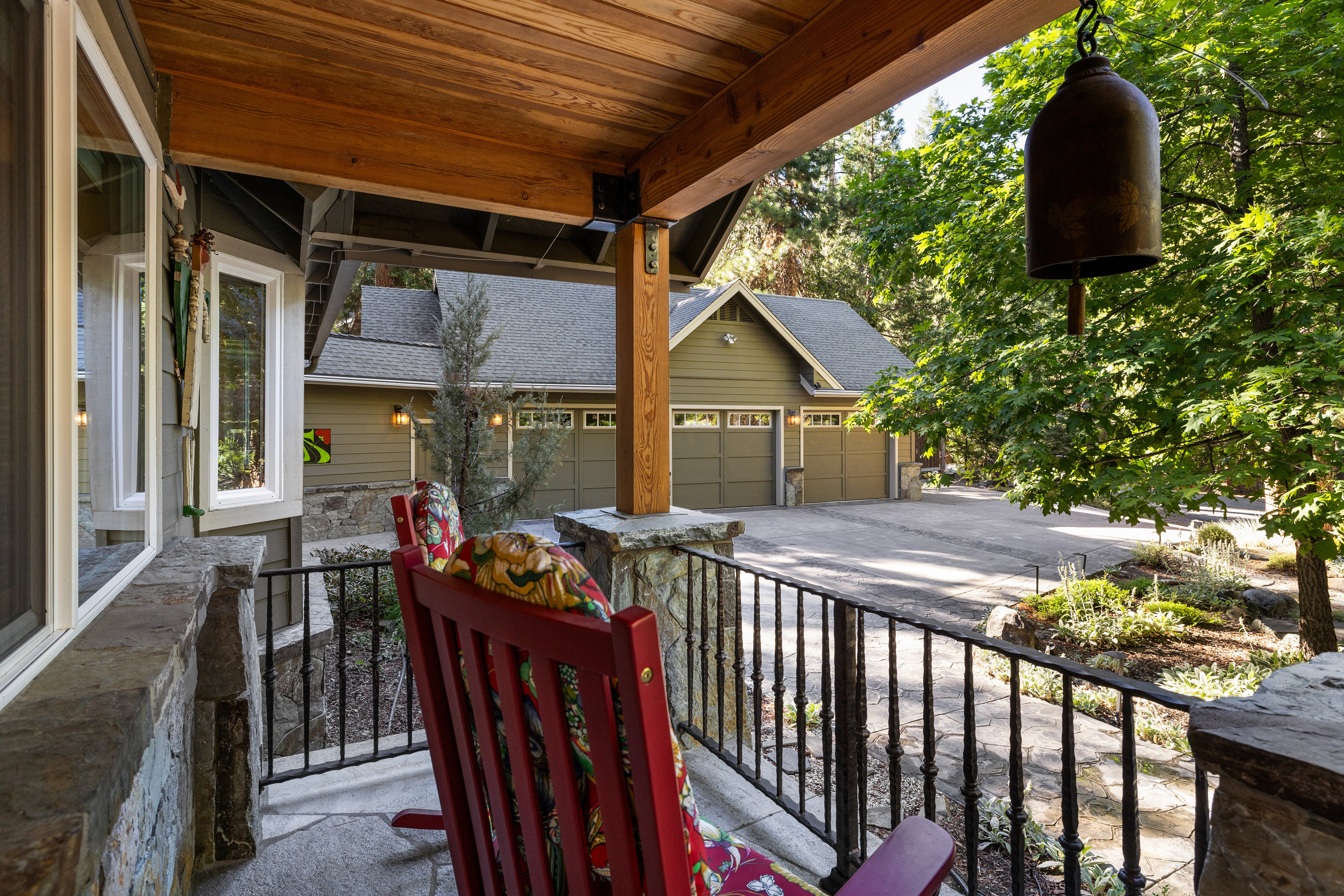  Luxury Mountain Retreat with Guest House on 1 Acre in the Heart of Graeagle - 物件實景