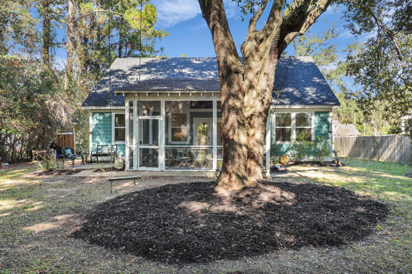 Mount Pleasant, South Carolina, 29466, United States, 3 Bedrooms Bedrooms, ,2 BathroomsBathrooms,Residential,For Sale,1992922