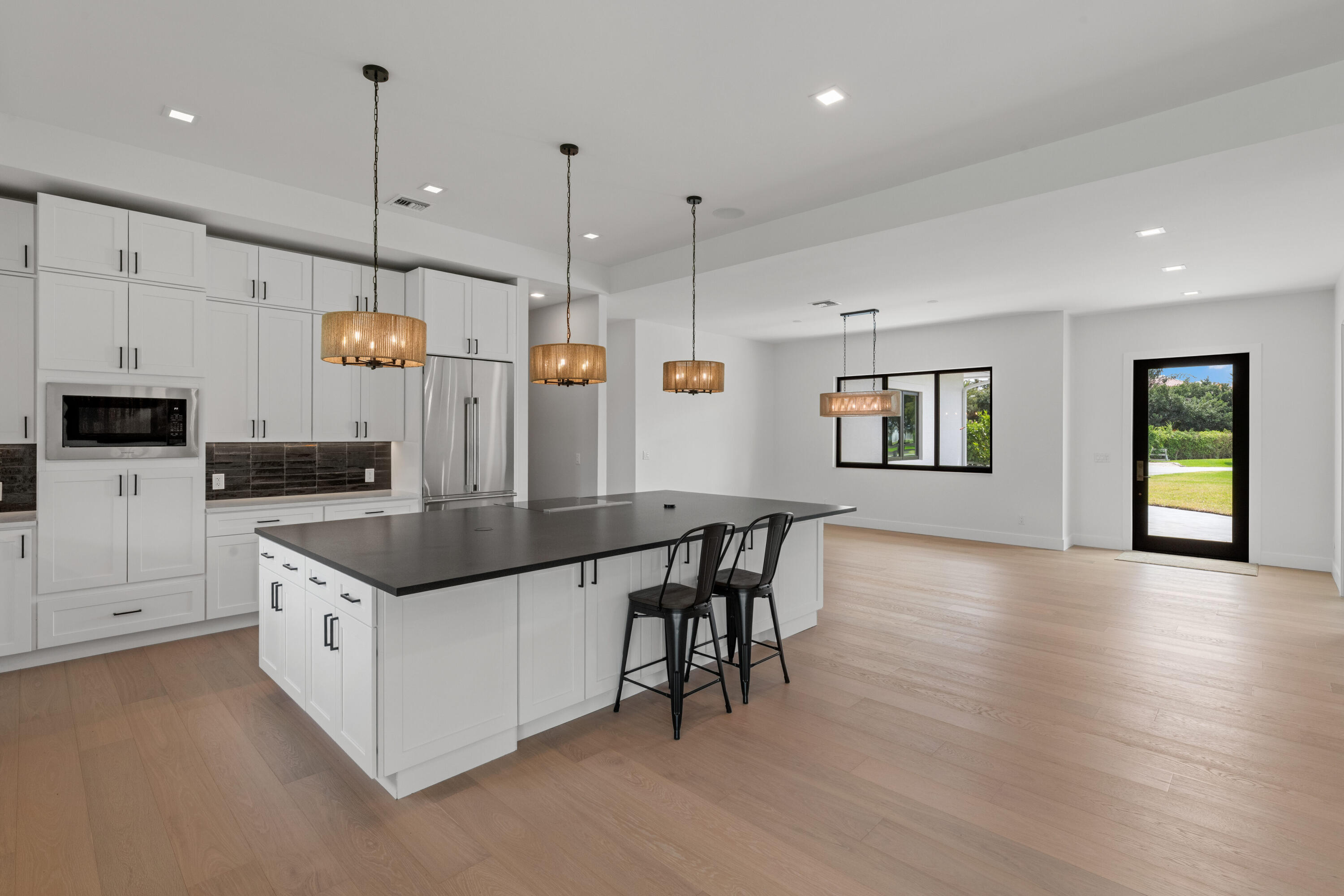  3585 Aiken Court - 物件實景