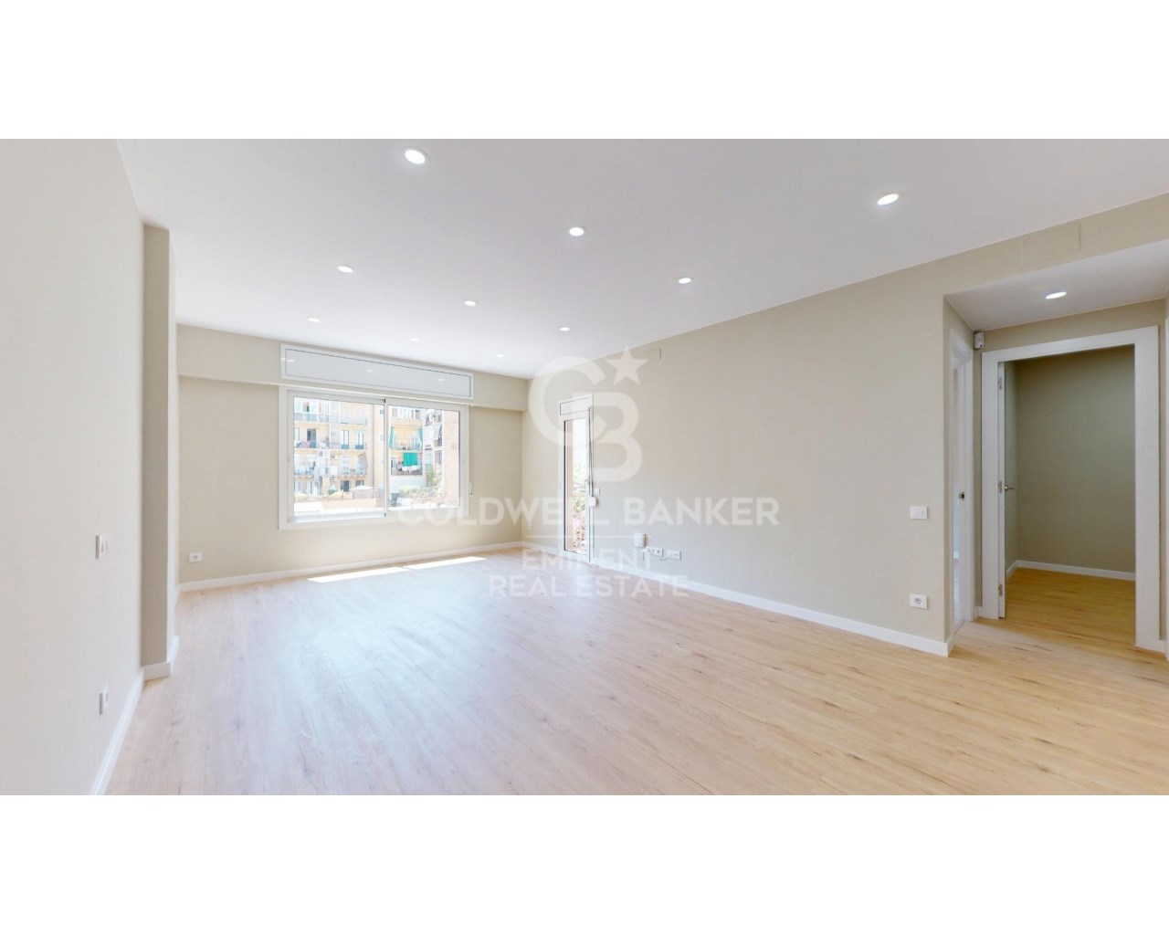 Barcelona, Catalonia, ES, 4 Bedrooms Bedrooms, ,2 BathroomsBathrooms,Residential,For Sale,1826815