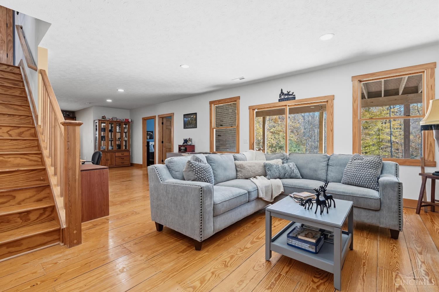 Wilmington, Ohio, 45177, United States, 6 Bedrooms Bedrooms, ,4 BathroomsBathrooms,Residential,For Sale,1989066