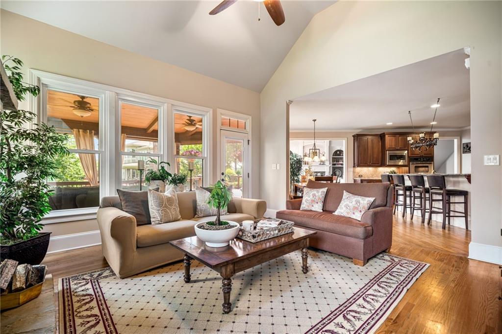 Cumming, Georgia, 30041, United States, 5 Bedrooms Bedrooms, ,4 BathroomsBathrooms,Residential,For Sale,1791728