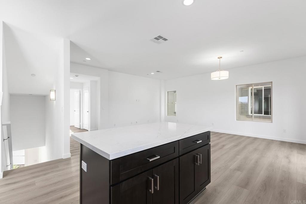 Lemon Grove, California, 91945, United States, 4 Bedrooms Bedrooms, ,4 BathroomsBathrooms,Residential,For Sale,1925918