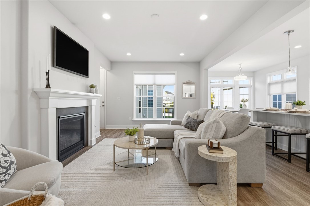 South Fayette, Pennsylvania, 15017, United States, 4 Bedrooms Bedrooms, ,4 BathroomsBathrooms,Residential,For Sale,1987539