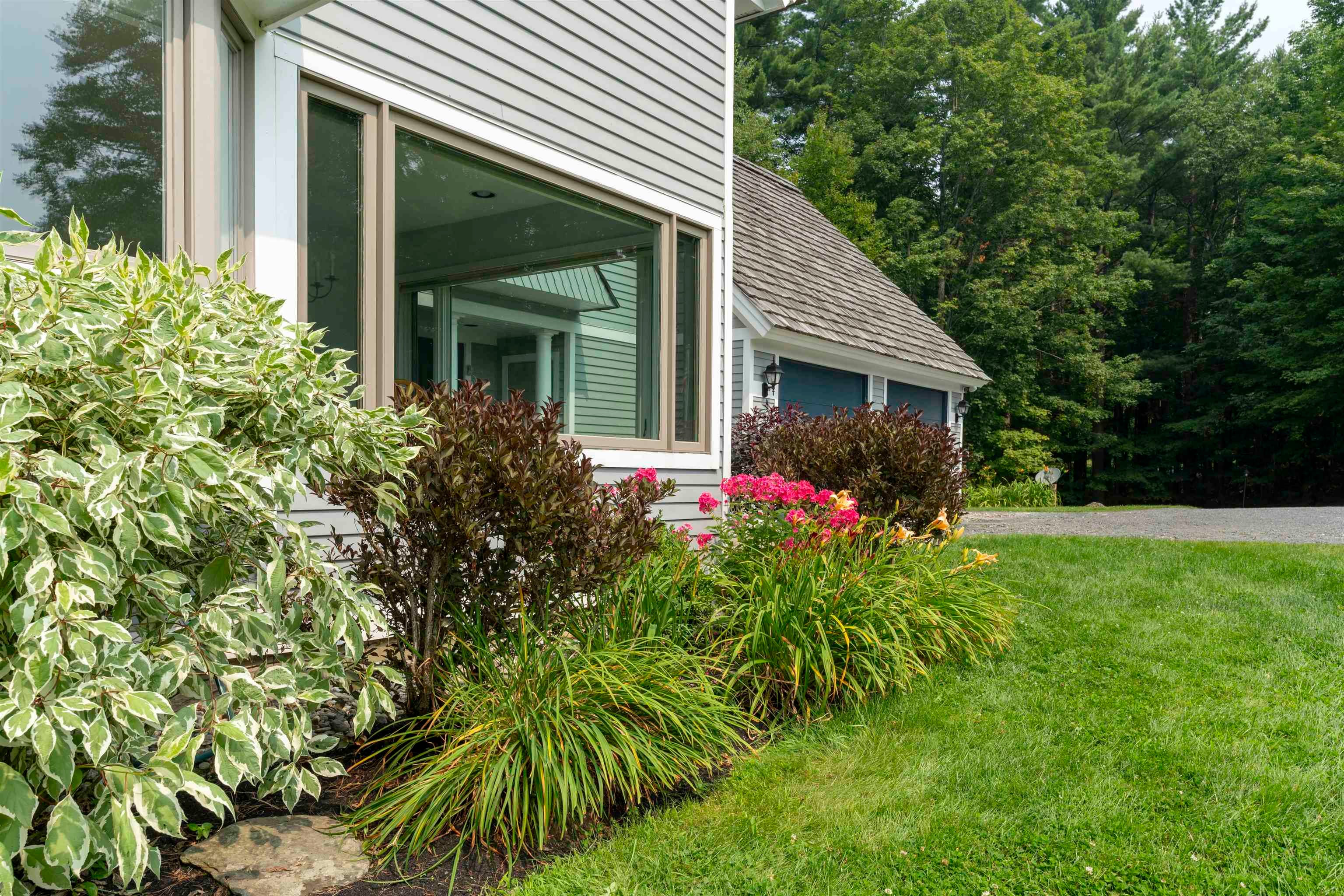 Stowe, Vermont, 05672, United States, 4 Bedrooms Bedrooms, ,2 BathroomsBathrooms,Residential,For Sale,1846681